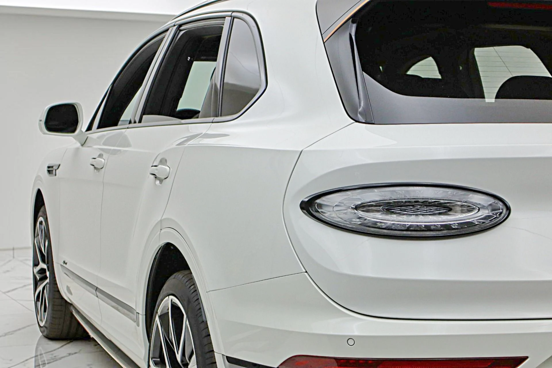 mph008_631208198_New_2026_Bentley_Bentayga_Speed_e27778cd9f