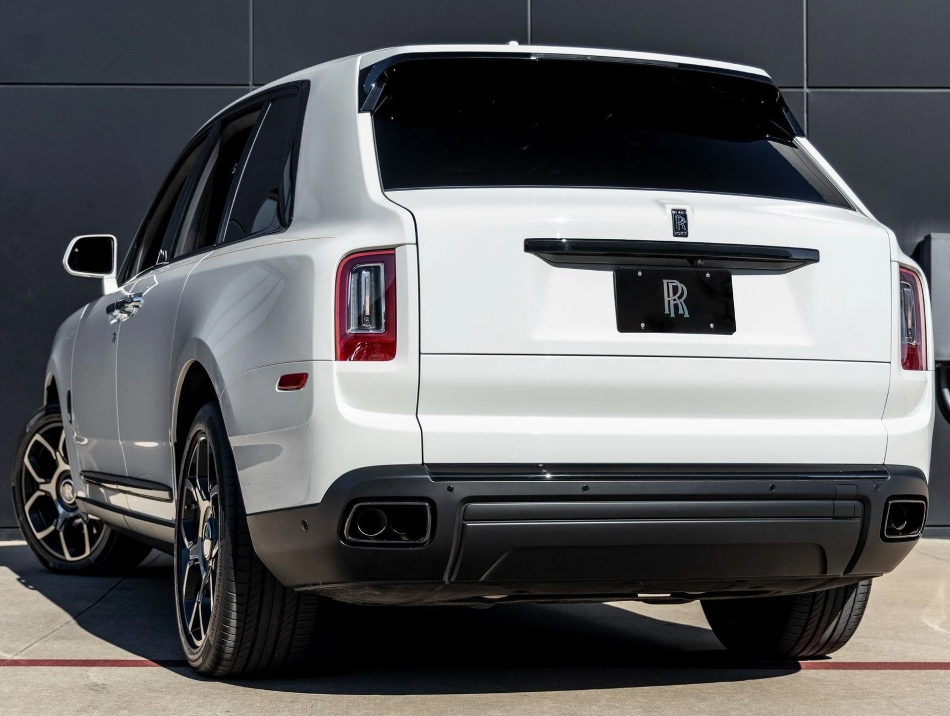 mph008_63424028_9_d906803bc0