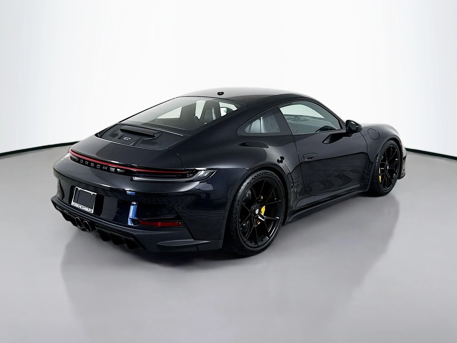 mph008_637311603_53dac6db0ece8965acf0b71bac264620x_a48e183dd2