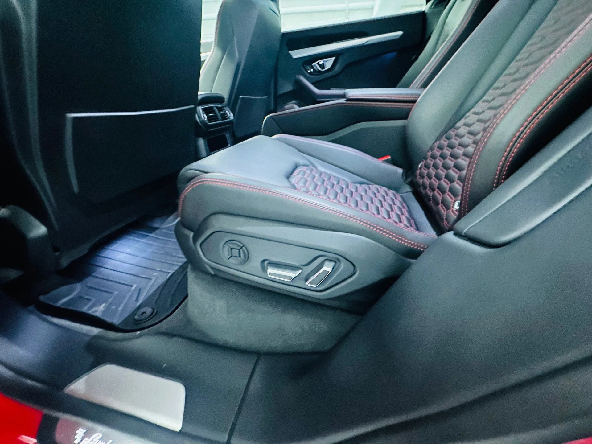 mph008_645044462_1f4cb5ebf6191670aa942be9e9339a92x_78f5281f60