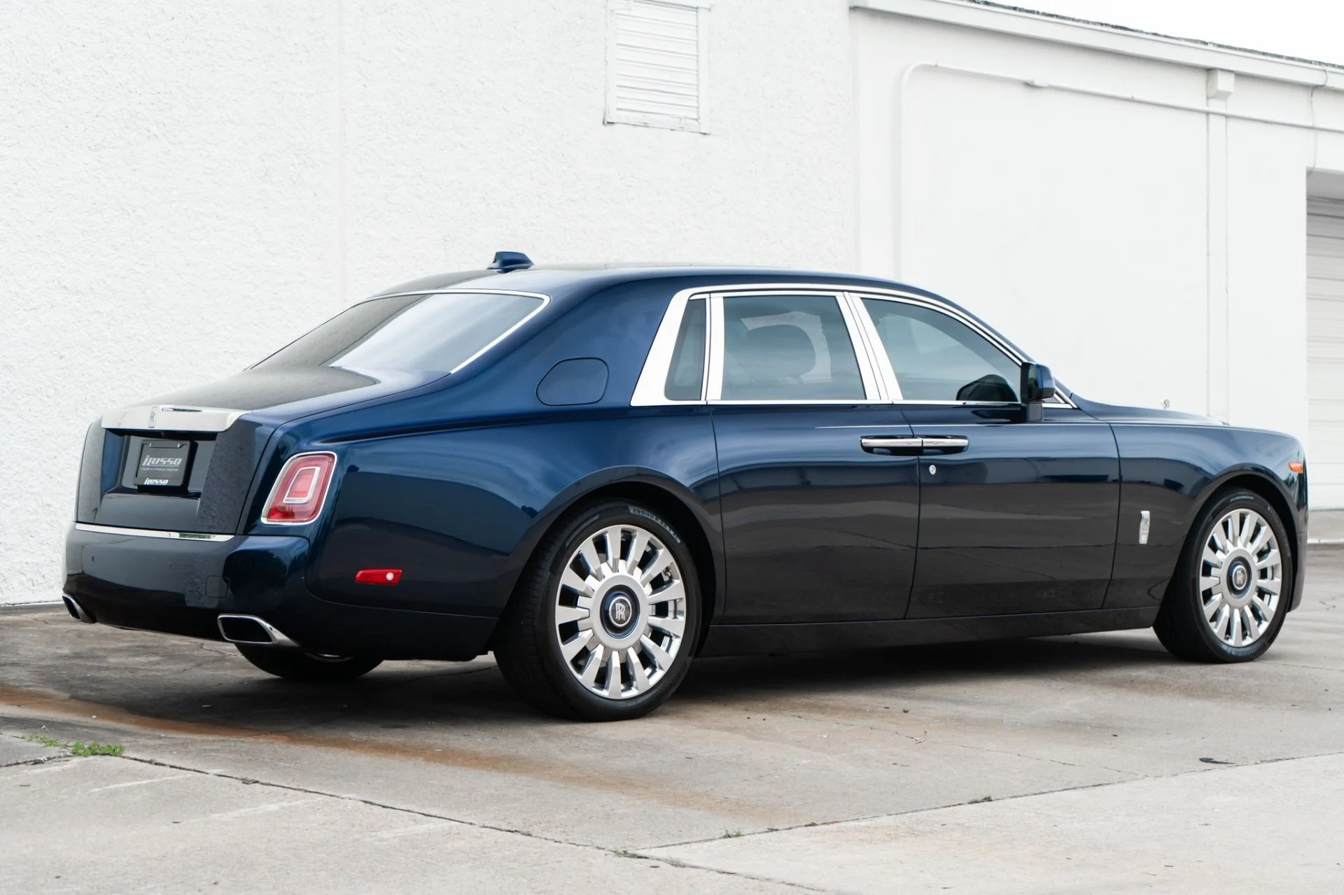 mph008_648134531_Used_2022_Rolls_Royce_Phantom_1778012232_237c254ef7