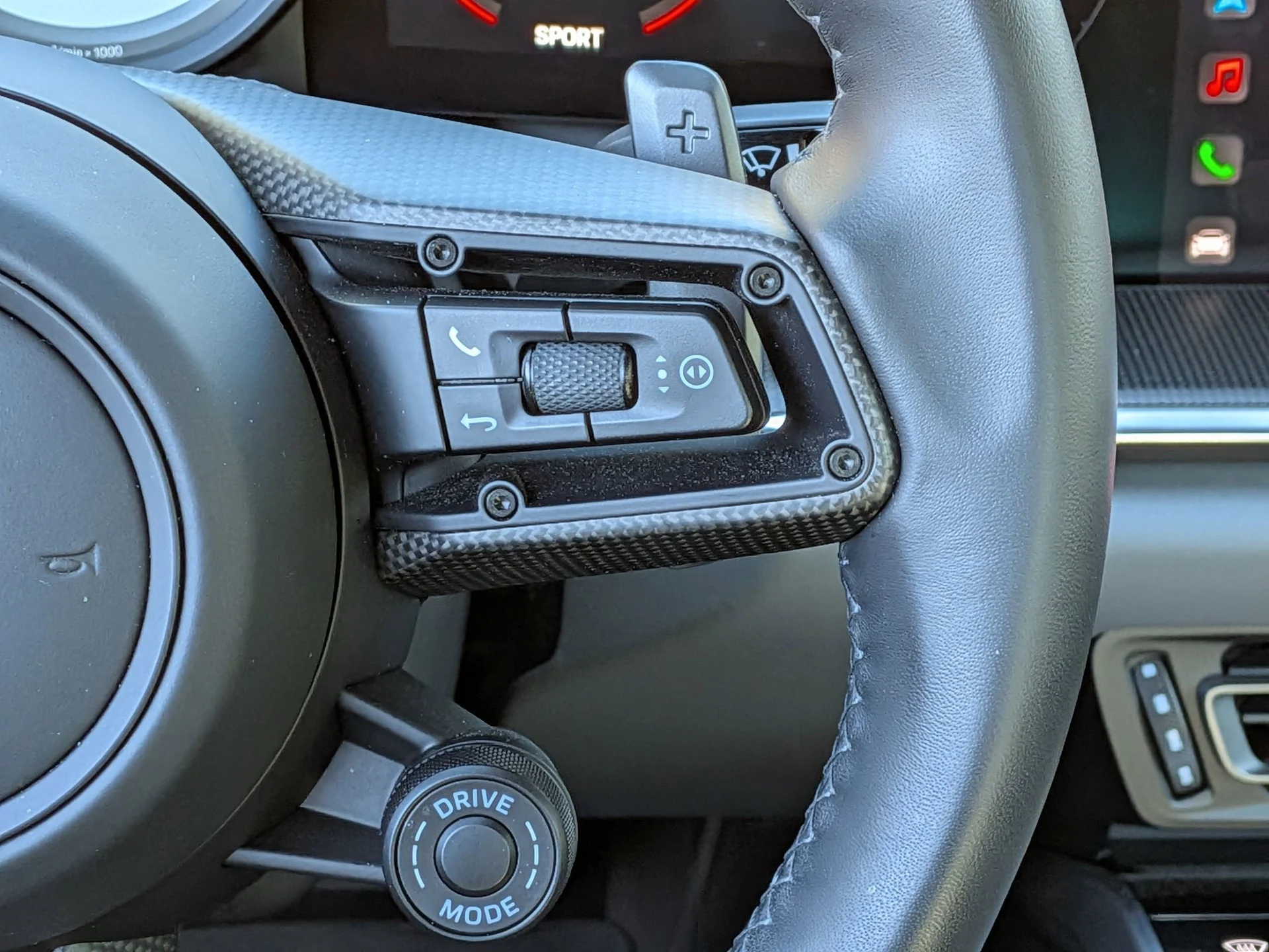 mph008_648282351_5c9ec8197d38fa003a051ed6dd6c4f4bx_0d1b72d89b