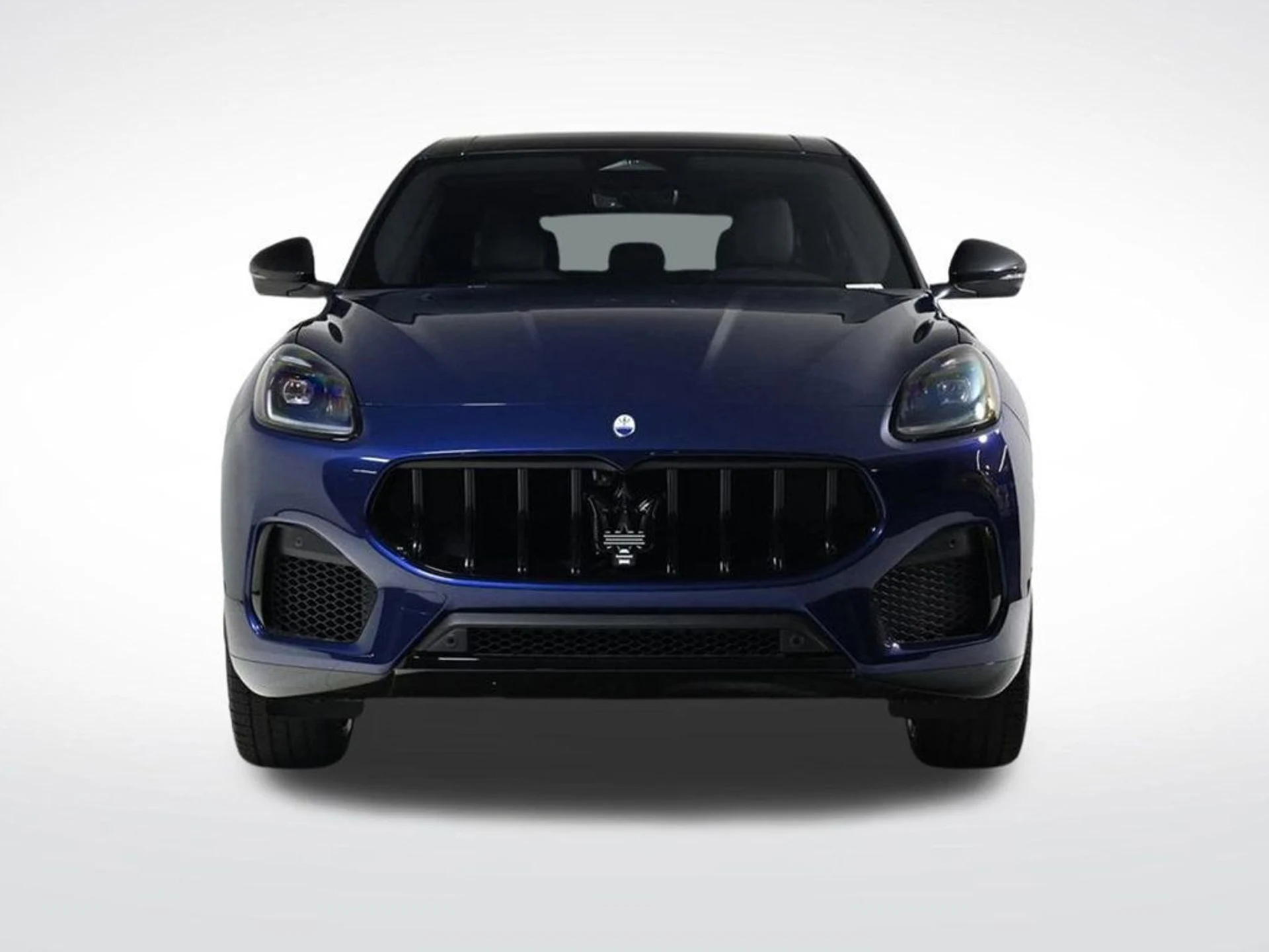 mph008_652978226_new_2025_maserati_grecale_modenaawd_11350_22975684_8_1024_683beb6dc0