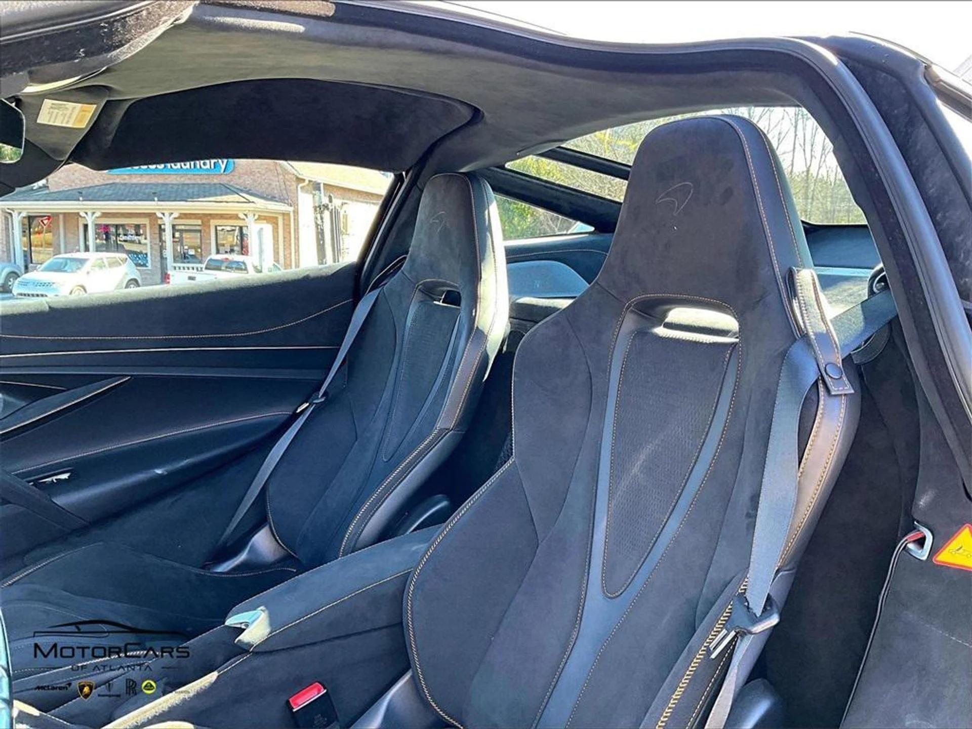 mph008_65868591_6_O30s_Ih_G_Ws_L_Hb_SYPV_8kau9_P0_Cr_Y_f8a82c25e5