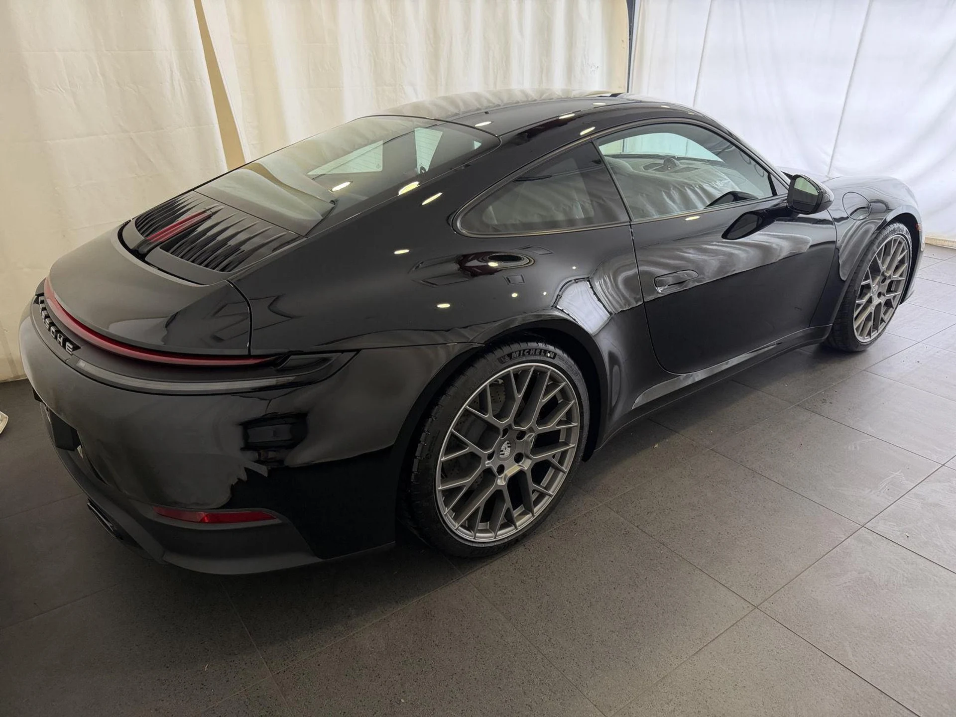 mph008_661740237_1f1a199ffa8a077e83e8aae4c7ef9ba6x_2d96982574