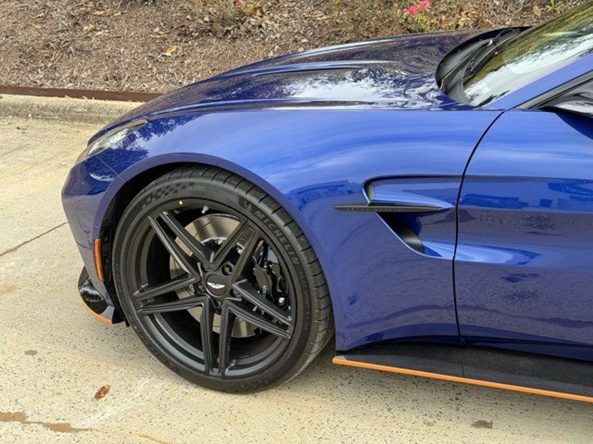 mph008_664274481_68fbfcae9b384f0891229e3fff4cb989_ddc511c645