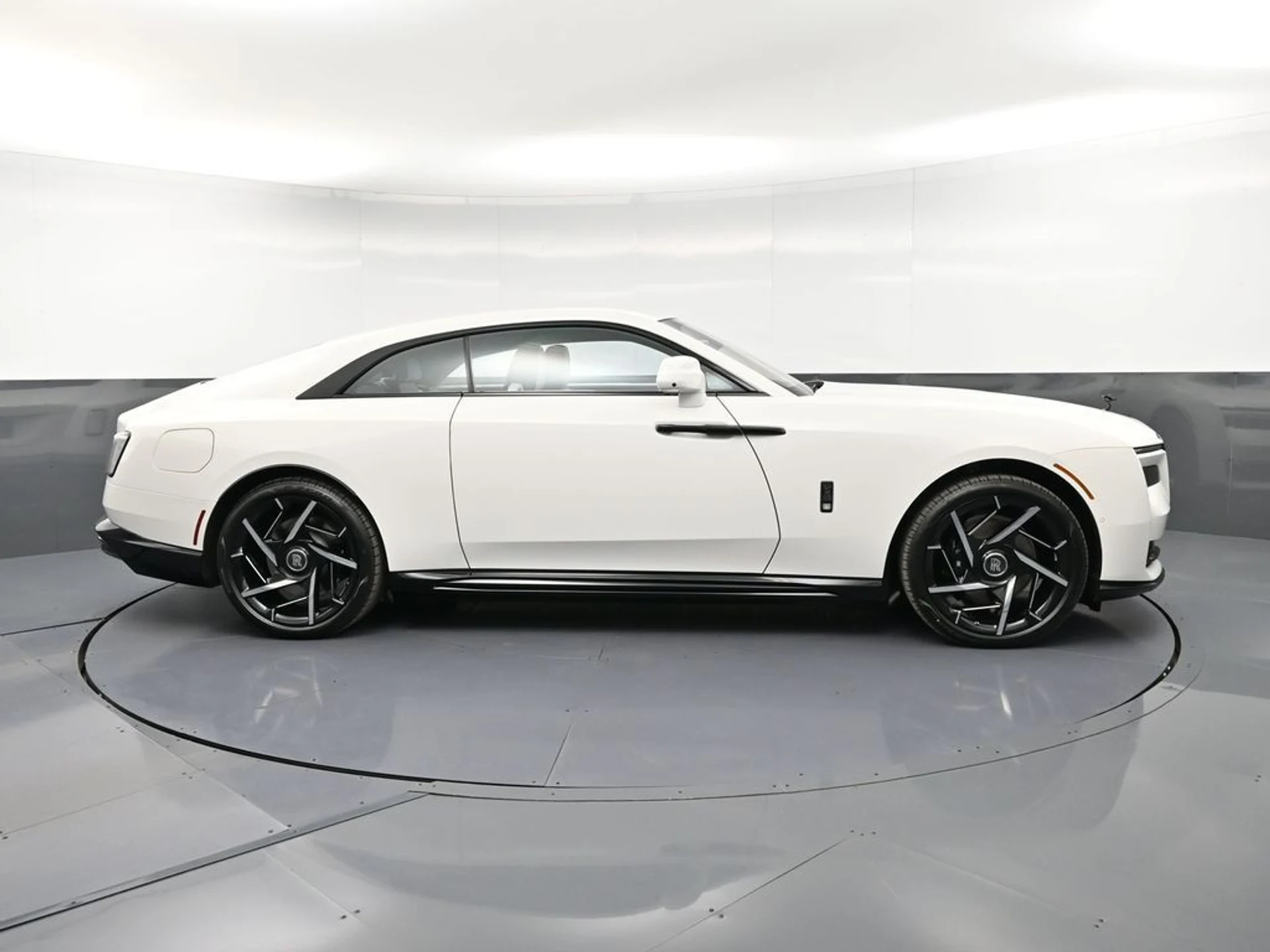 mph008_667748293_4ced7c73_7bab_44c7_86ed_168d22c1a754_5a4dbd65ba