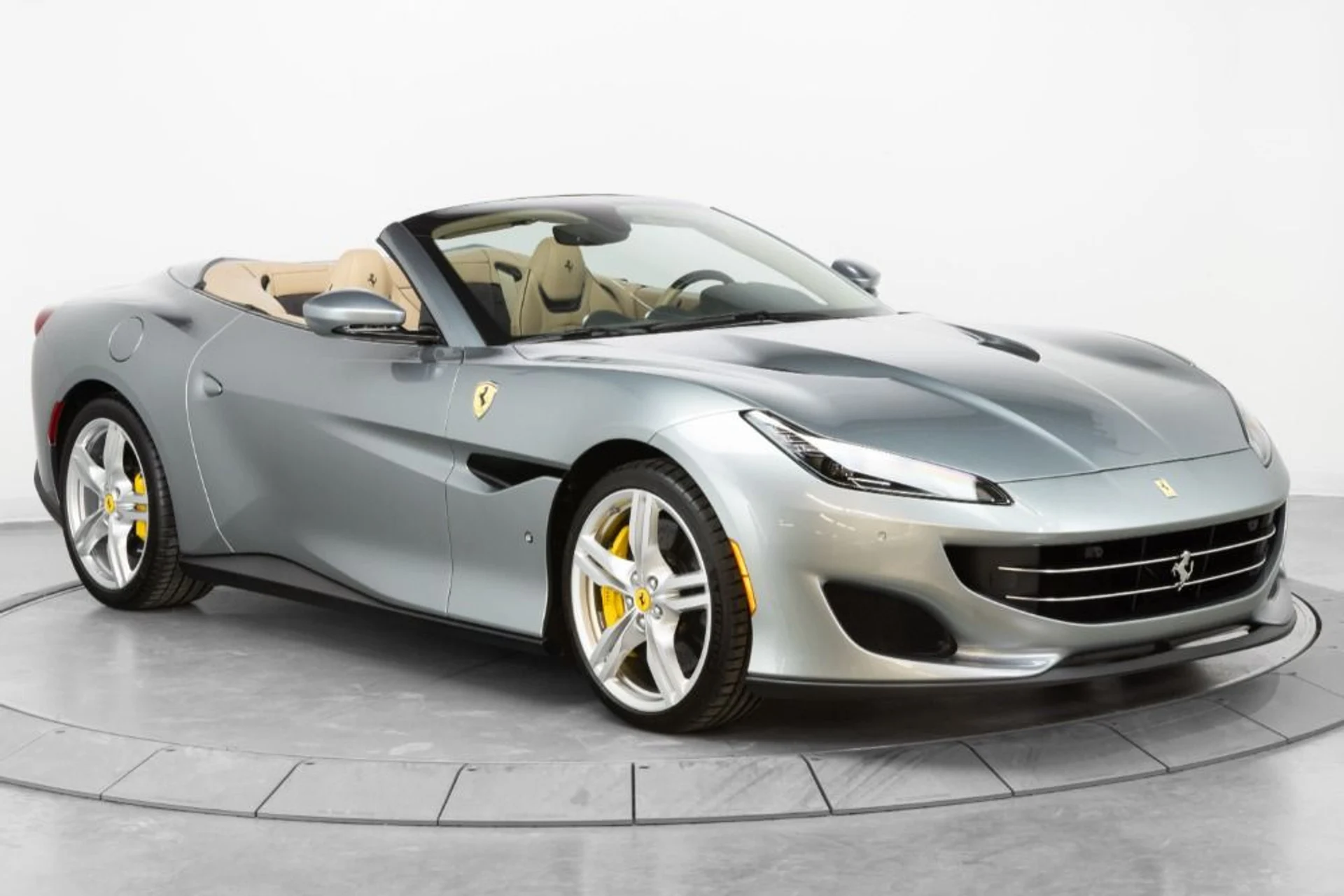 mph008_669581174_Used_2019_Ferrari_Portofino_c65cf45f00