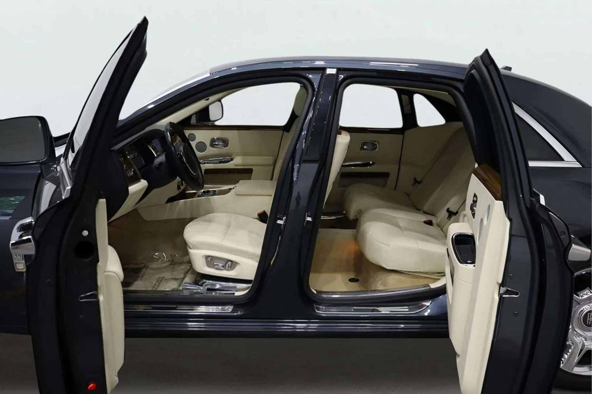 mph008_671408712_ba5fe2c4779401ec814204602fb0382dx_59dc696817