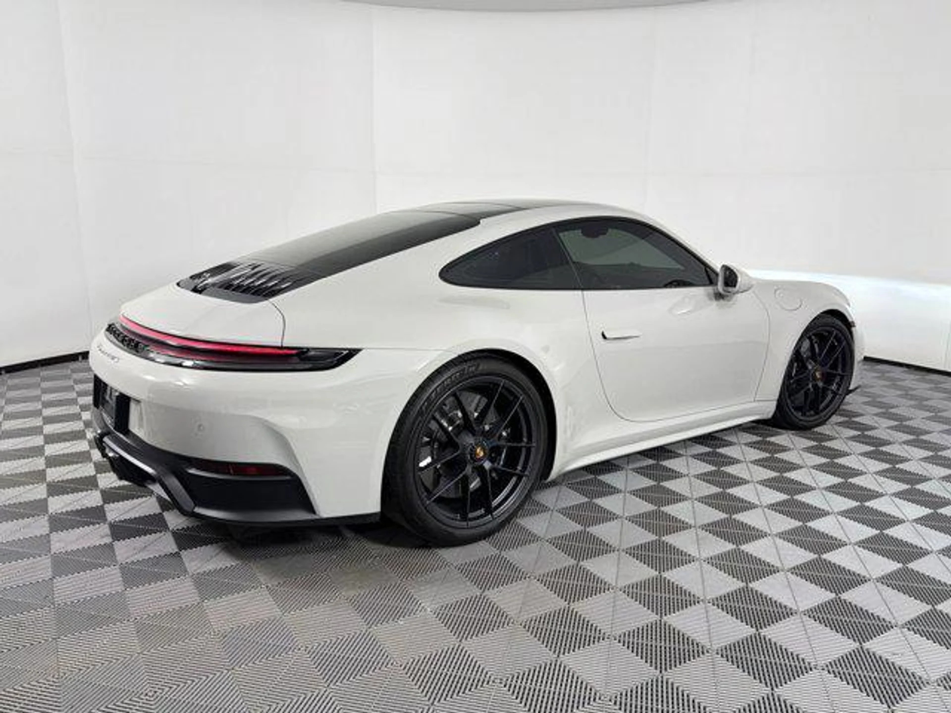 mph008_679452206_0h_Ar_Ept_LO_2a7_X0y4_B9_Wi_Vv_J_Bg_1011ce0c1a