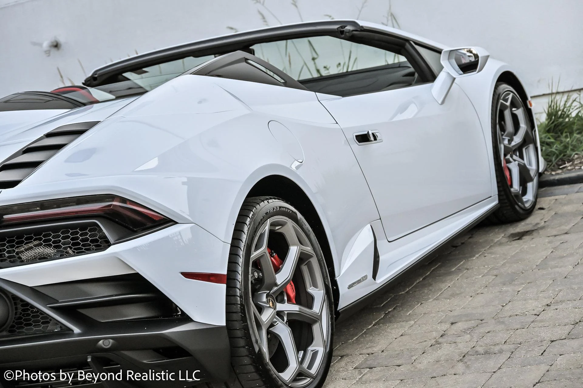 mph008_681698439_Used_2024_Lamborghini_Huracan_EVO_Spyder_1755331811_911a96794d