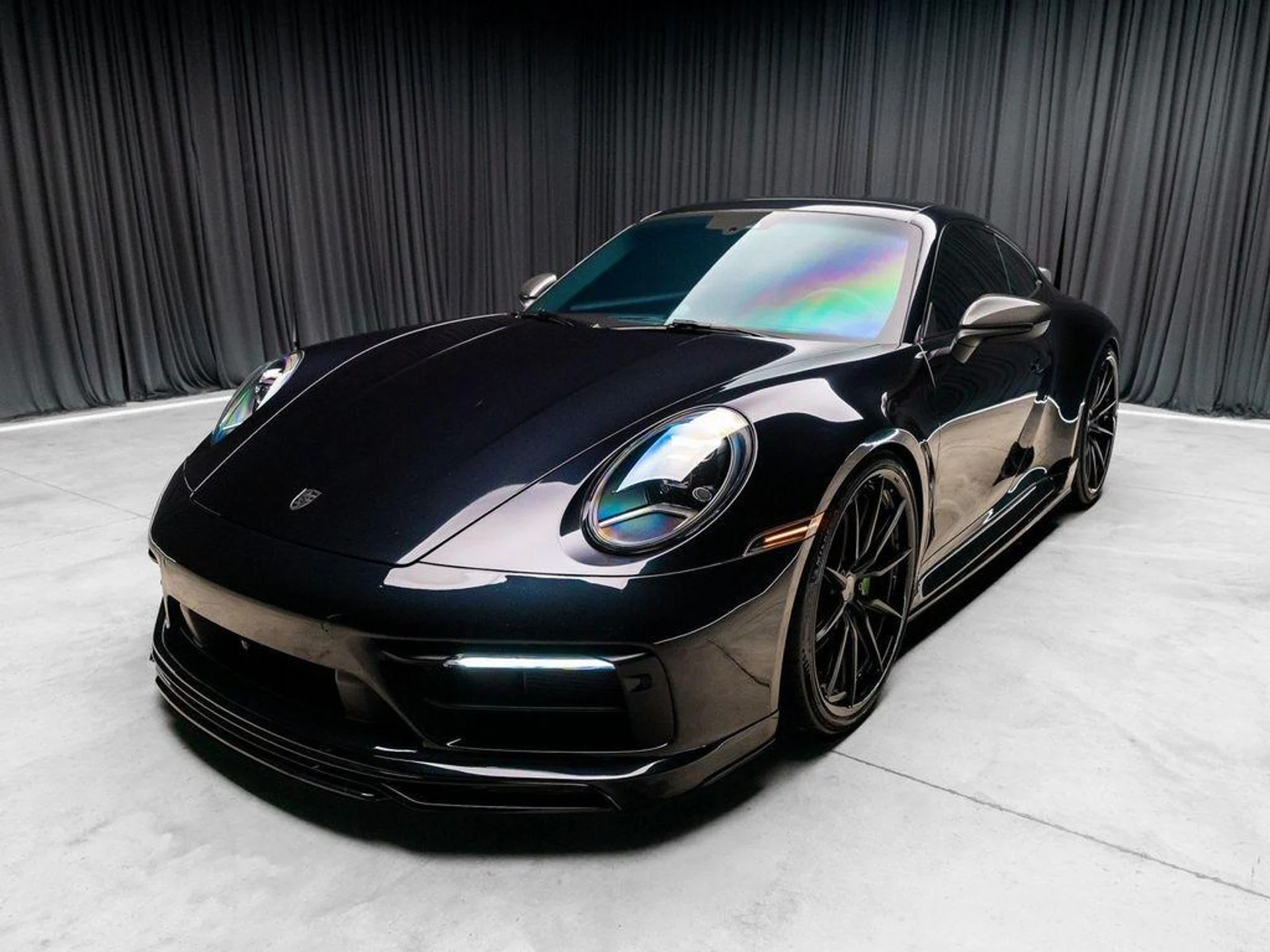 mph008_685418269_o40_N_Lp4_Yfyi74_H6g_C_VWD_Iq5ug_U_27de45e05d