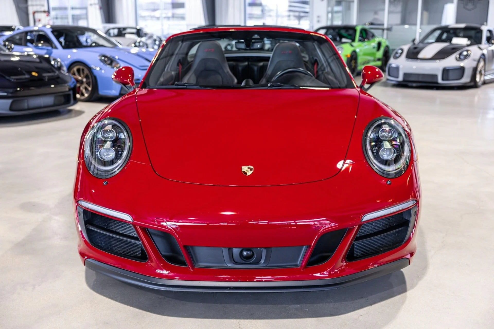 mph008_690286528_hw_f5cf99940a