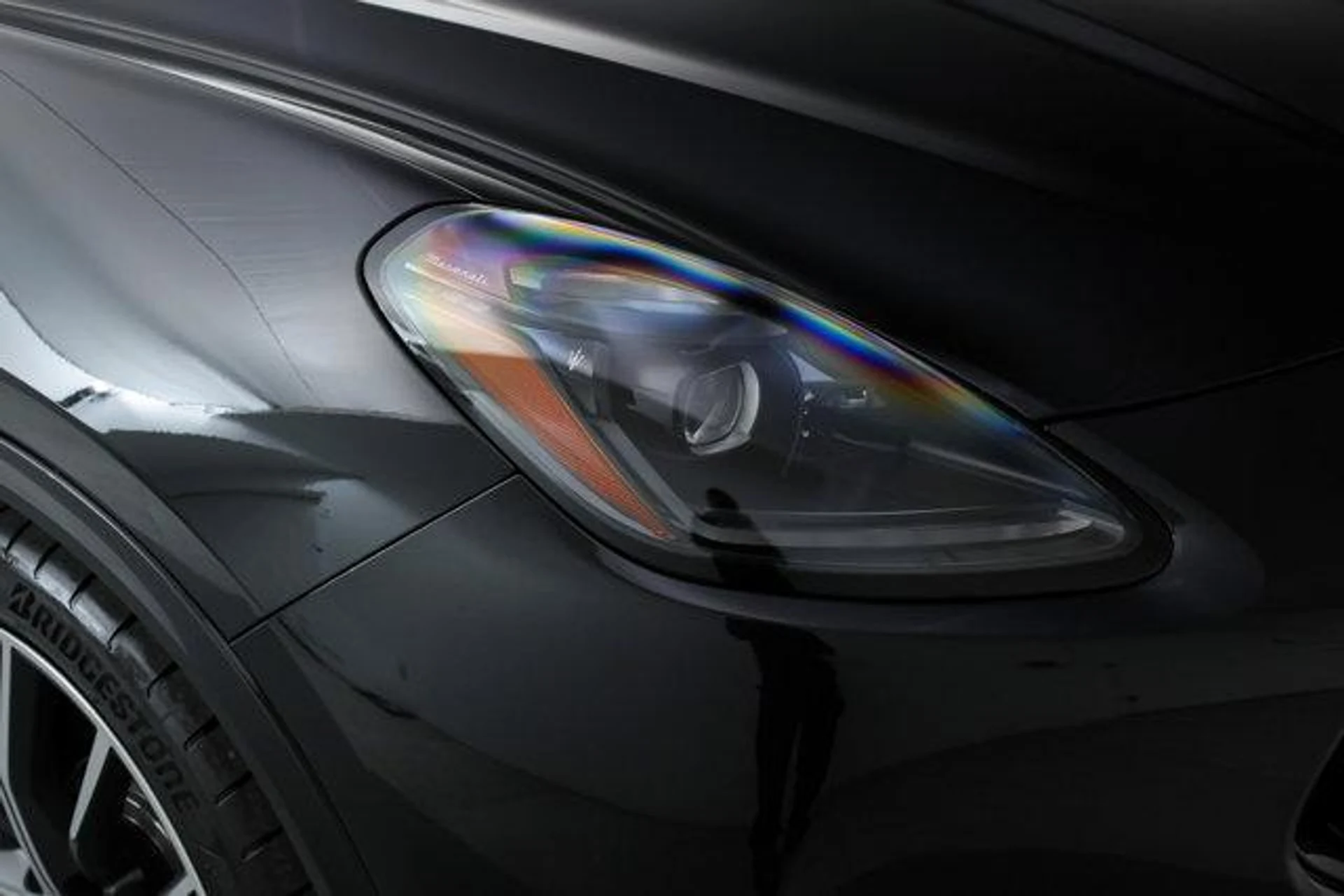 mph008_698464348_a_SBM_4_An_VSD_7v_Z_X4att2bpod_F_Js_5aab5e38fa