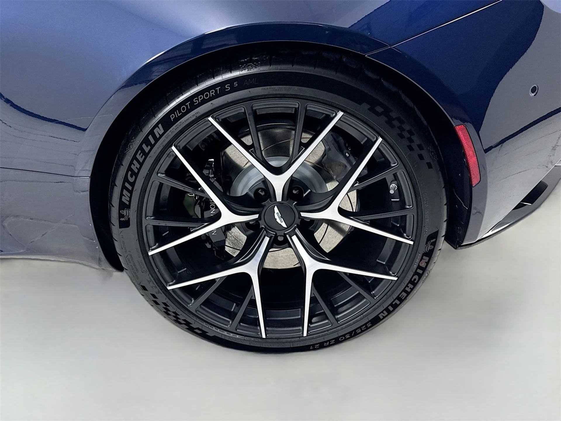 mph008_70121308_8026171a9caa31e740c9b10fa1a23da0x_b34e65e8ba