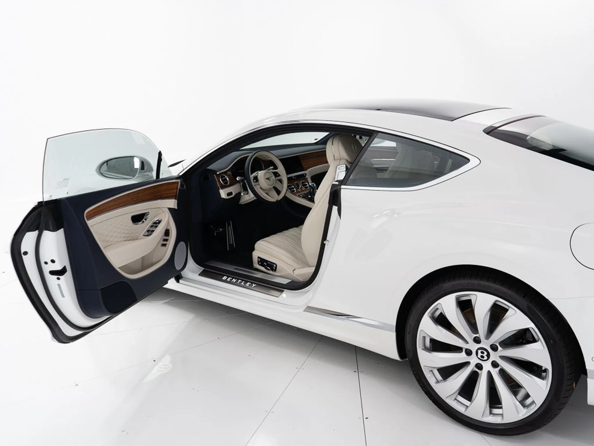 mph008_702391557_f372ab500a24d7d96606d287b3b9a29f_68430945e1