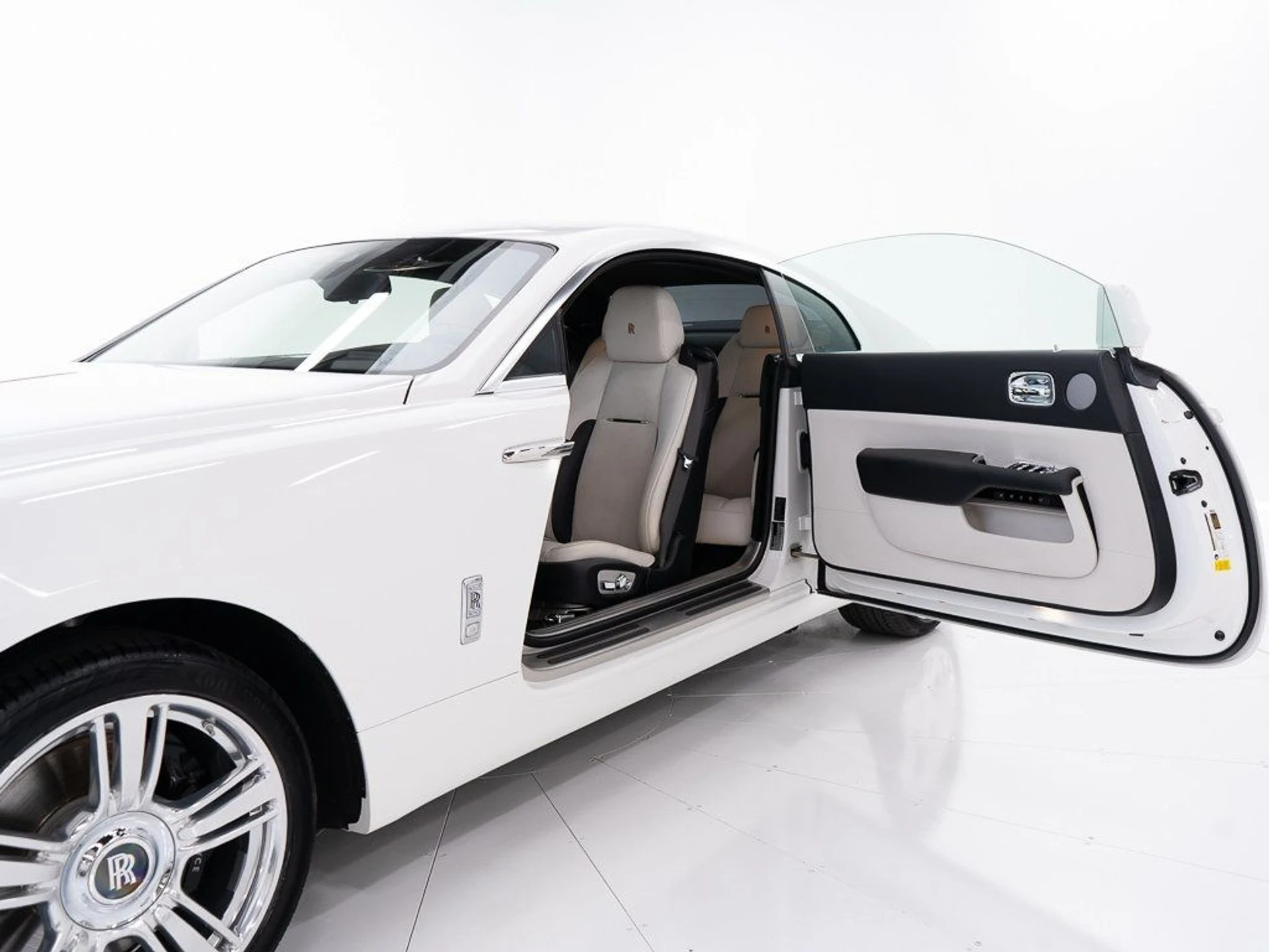 mph008_70243618_c5f8f5d38d455e4e18fa7c407e647bfd_2d967cdc7c