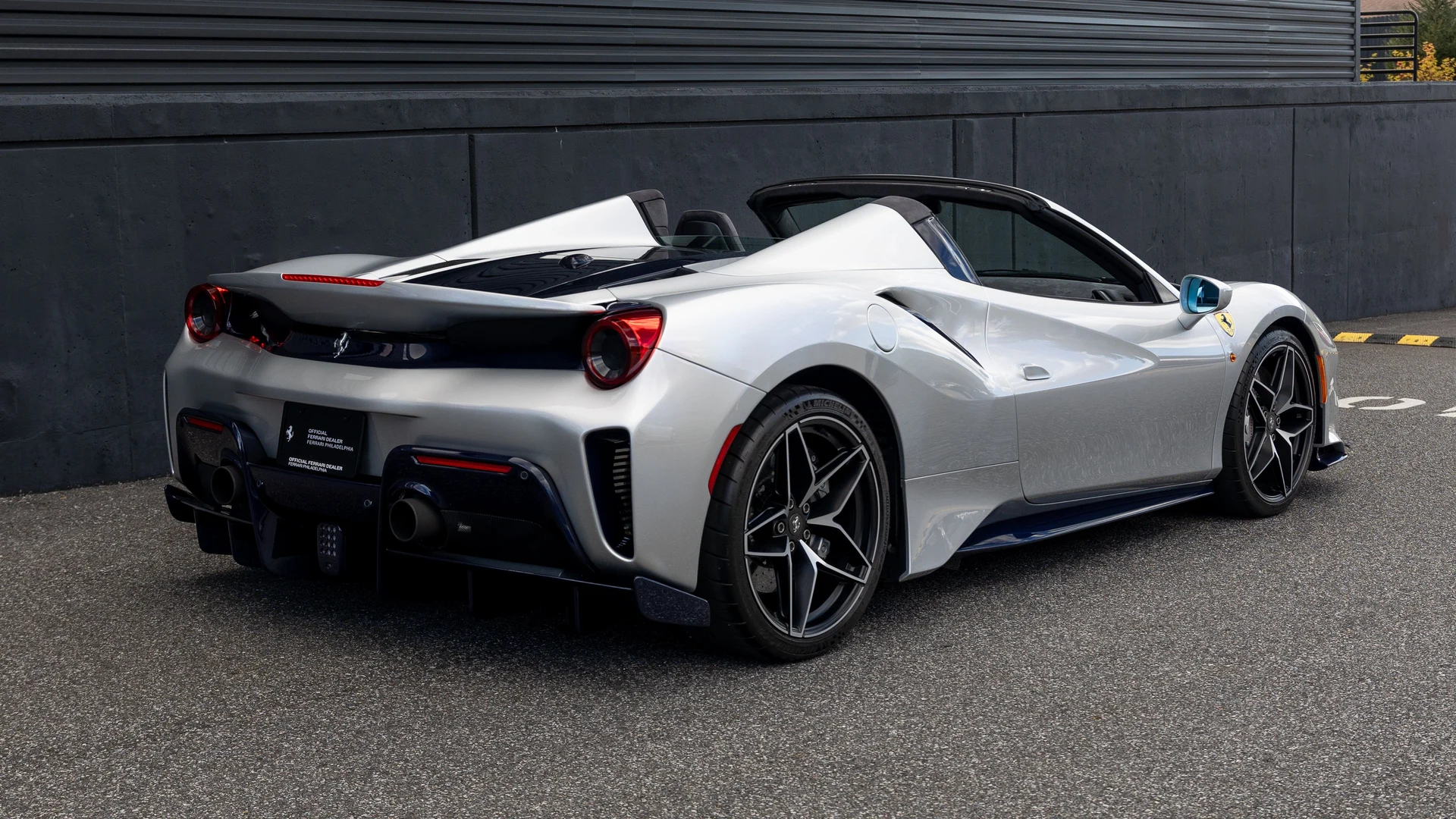 mph008_712519151_b0a8c5987bef4715b63cd063fea11b22_f26228b4d6