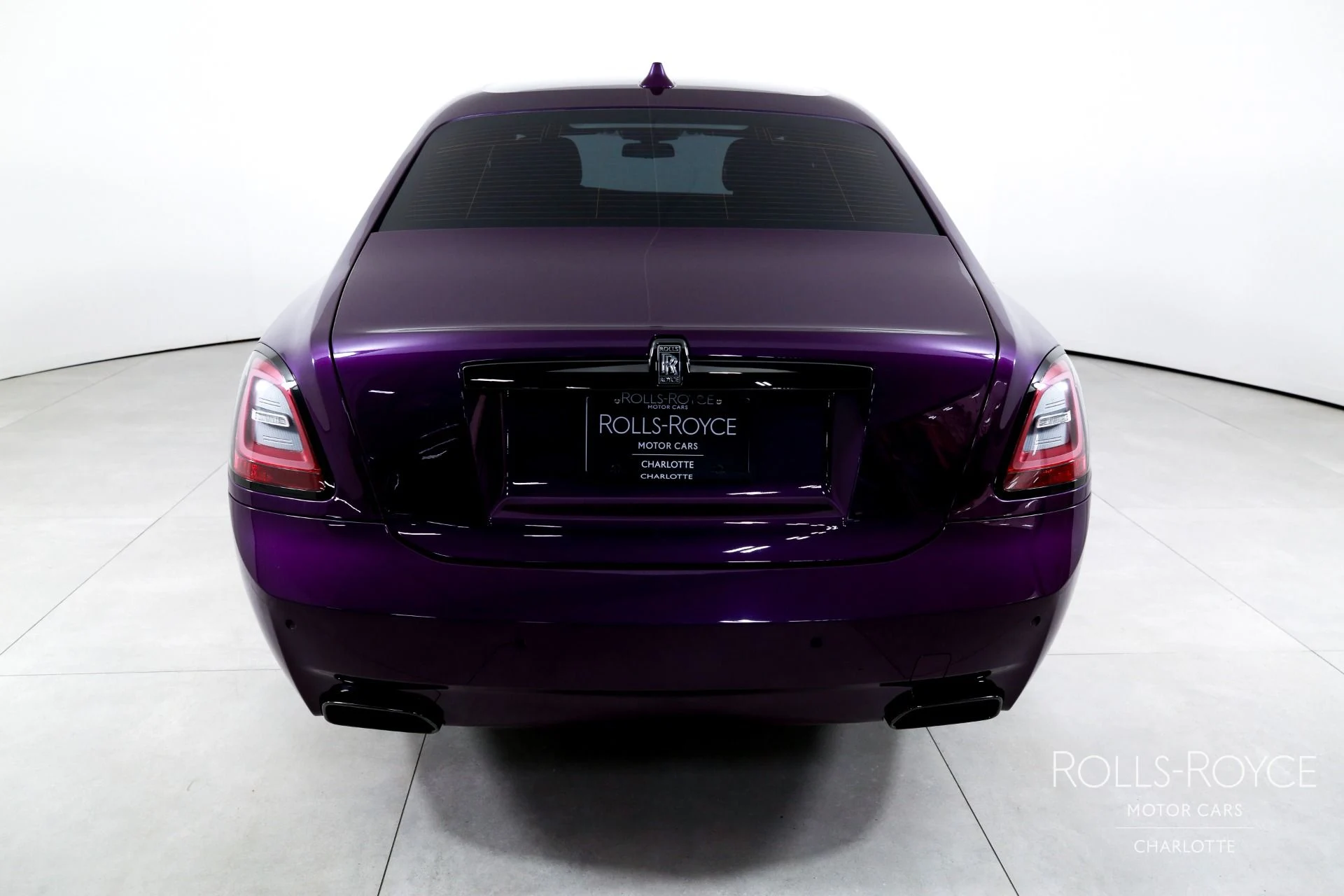 mph008_721890365_Used_2022_Rolls_Royce_Black_Badge_Ghost_1772490971_83b6d120a1