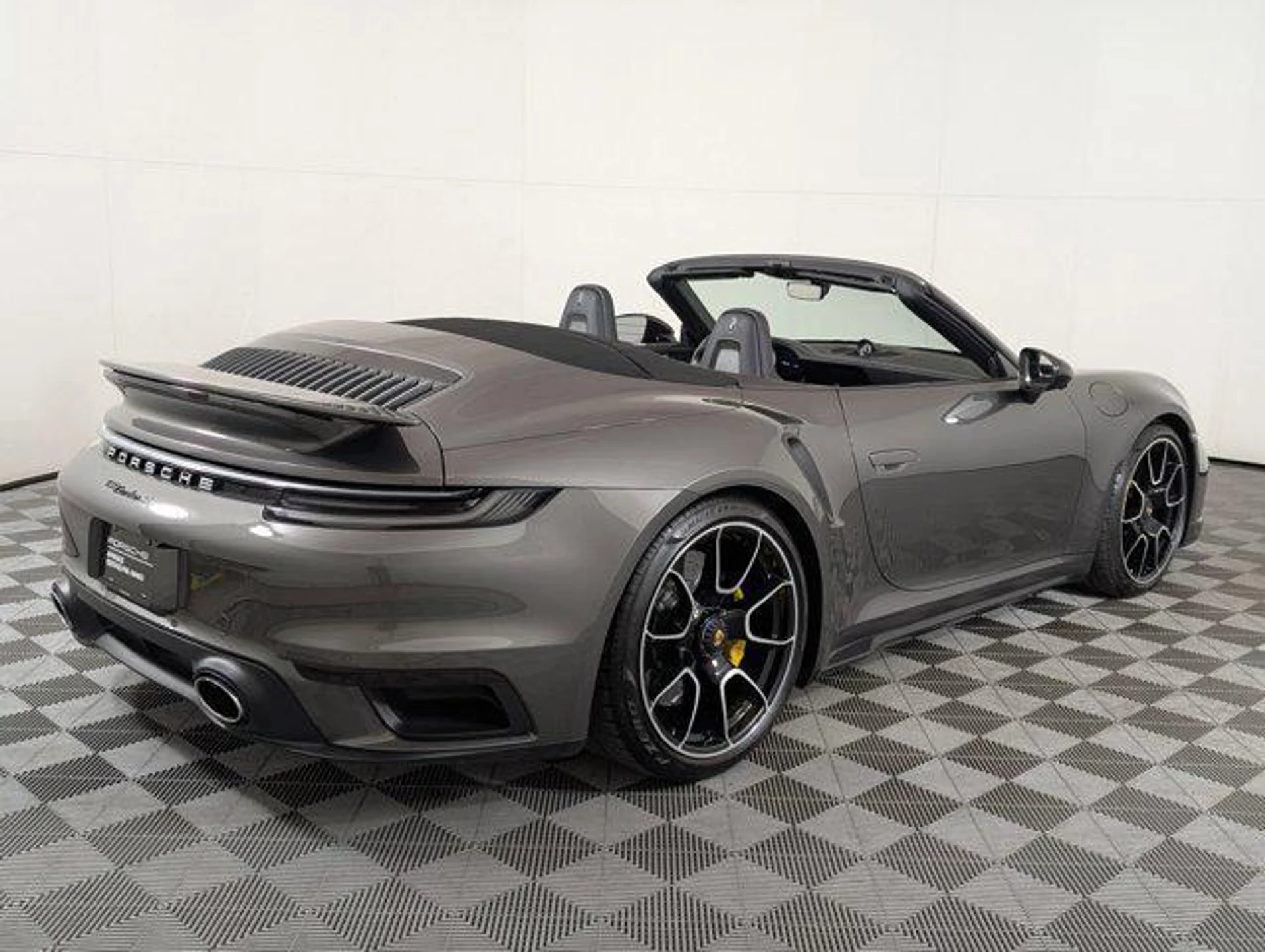 mph008_723542819_JR_Bmsje_N_Wrk_i_Q_Pm5qp_Yrjc4h_U_5aea089158