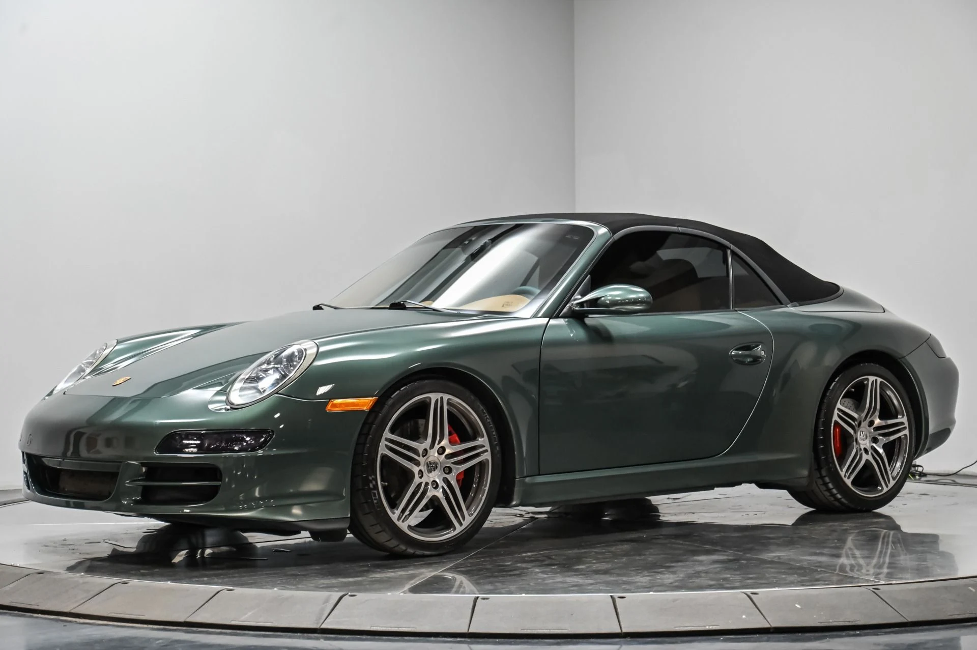 mph008_726659119_Used_2008_Porsche_911_1755633650_2b6352ea2a