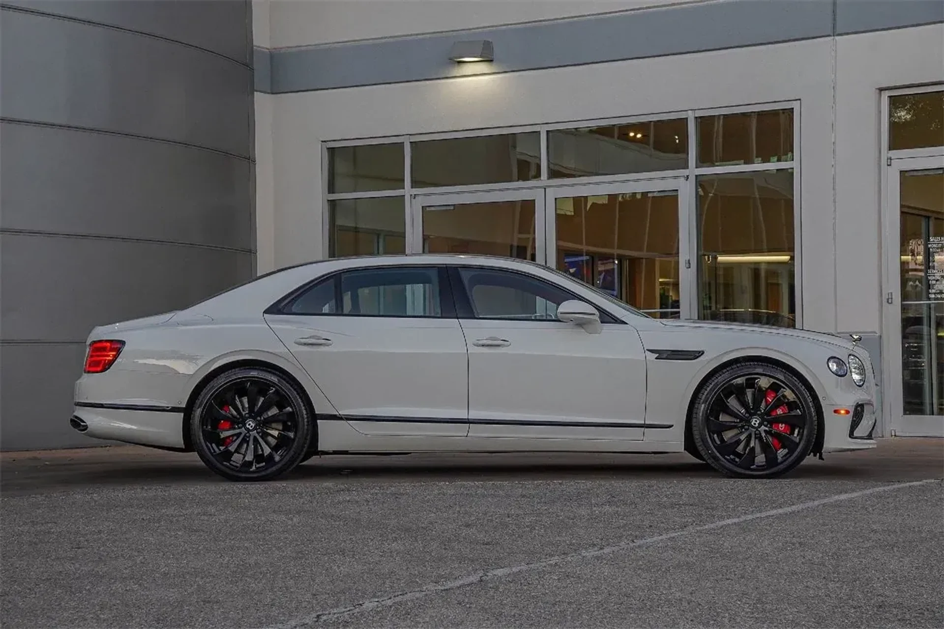 mph008_729652434_97bff96eb3c94d9bae3ff07fb2c3c806_c704d0558d