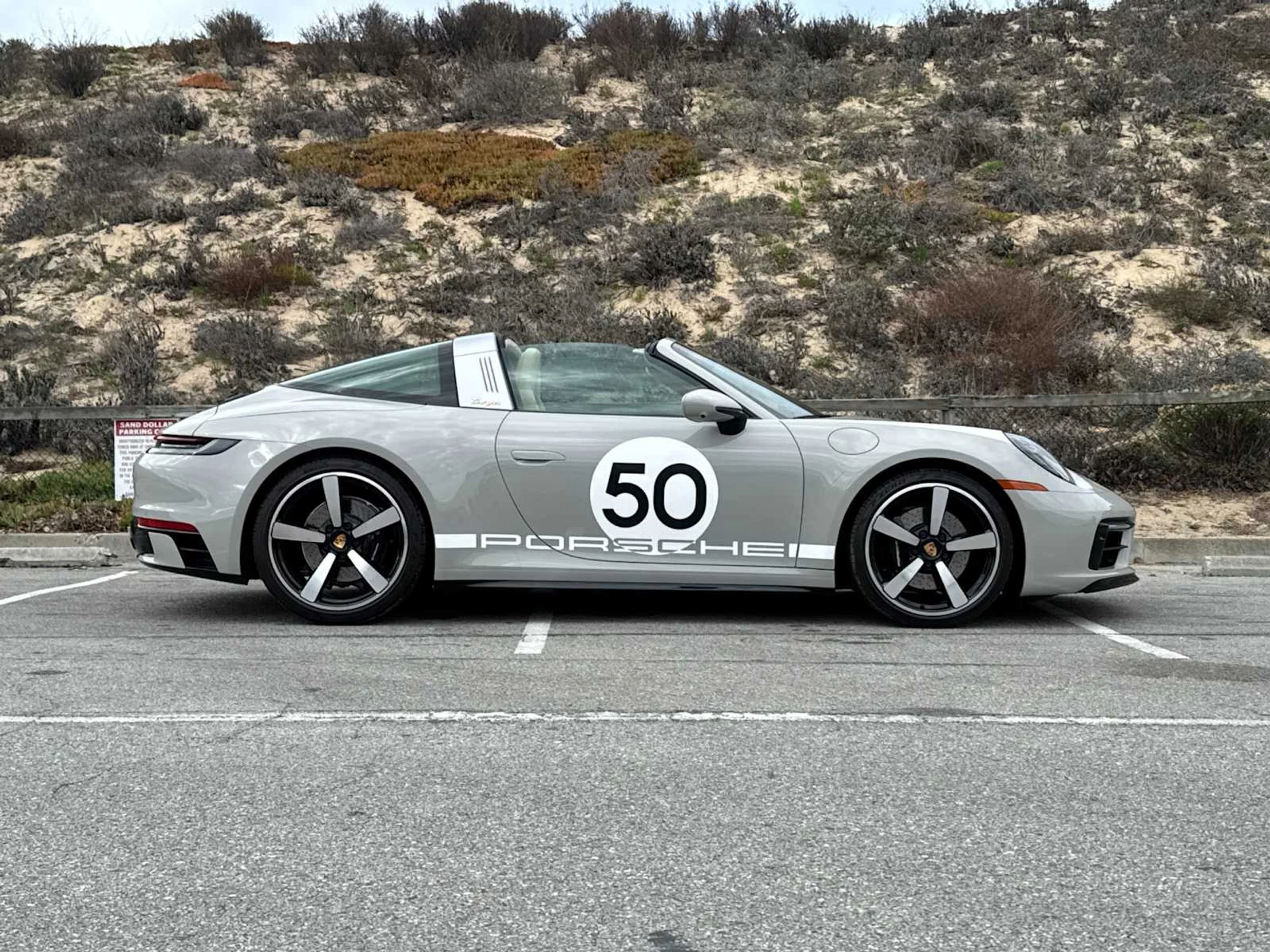 mph008_730009920_a3f91fd2e989994efe1fbc61689a8a83x_1b7e8c2e7c