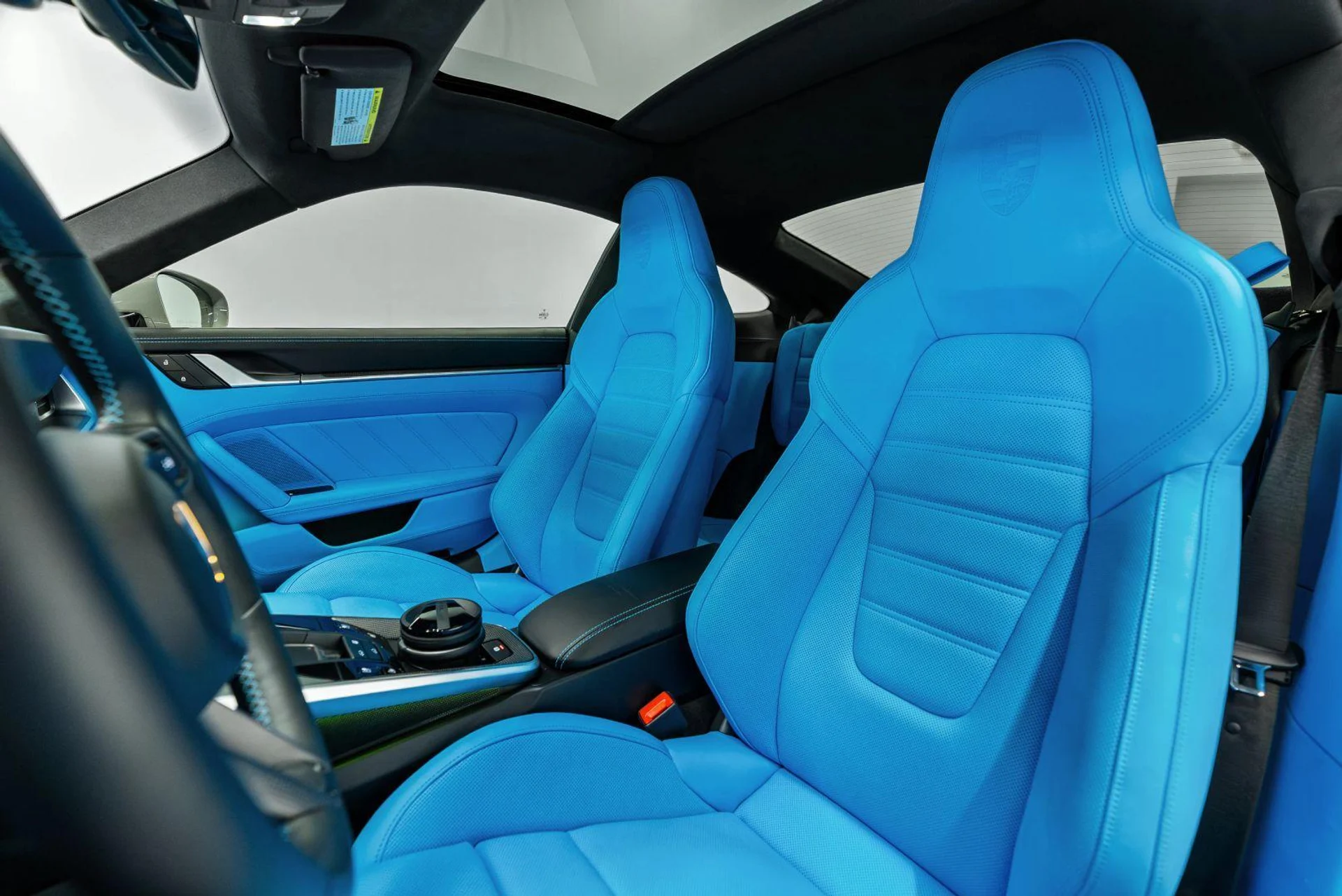 mph008_73187816_Used_2024_Porsche_911_Turbo_S_Coupe_2_D_1781598394_99226d4e50