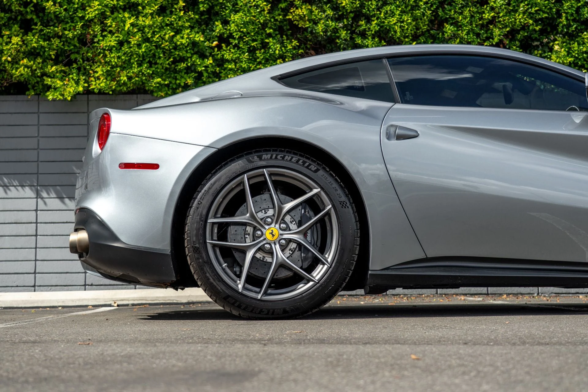 mph008_736045005_Used_2016_Ferrari_F12berlinetta_1760560536_74e74f6429