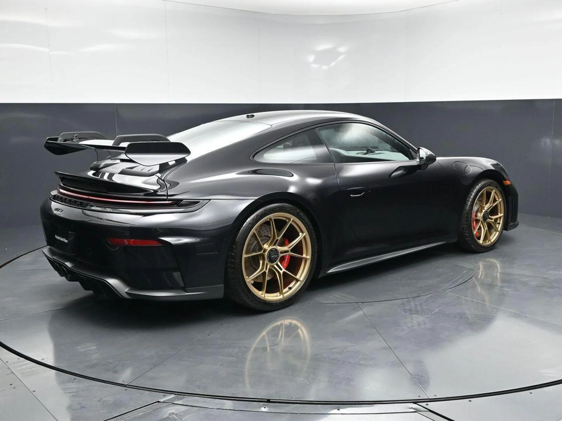 mph008_75578793_ox2_E_to0_QU_Gsup6u_Jx_I5_IBJQ_Yd_Y_a72752fc51