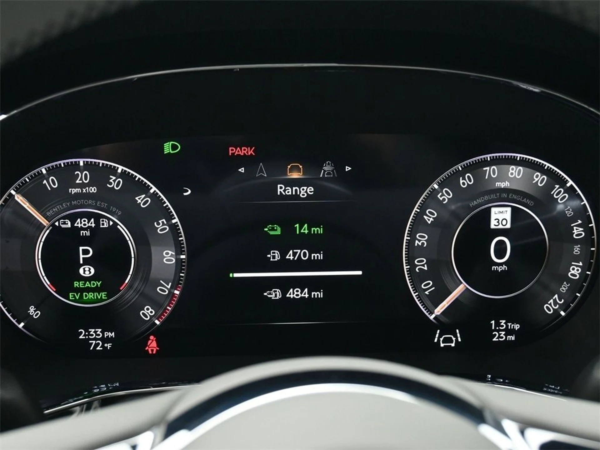 mph008_757751787_bc20bccf2b1febb91ebb5b72f7a1fa87x_e355072b23