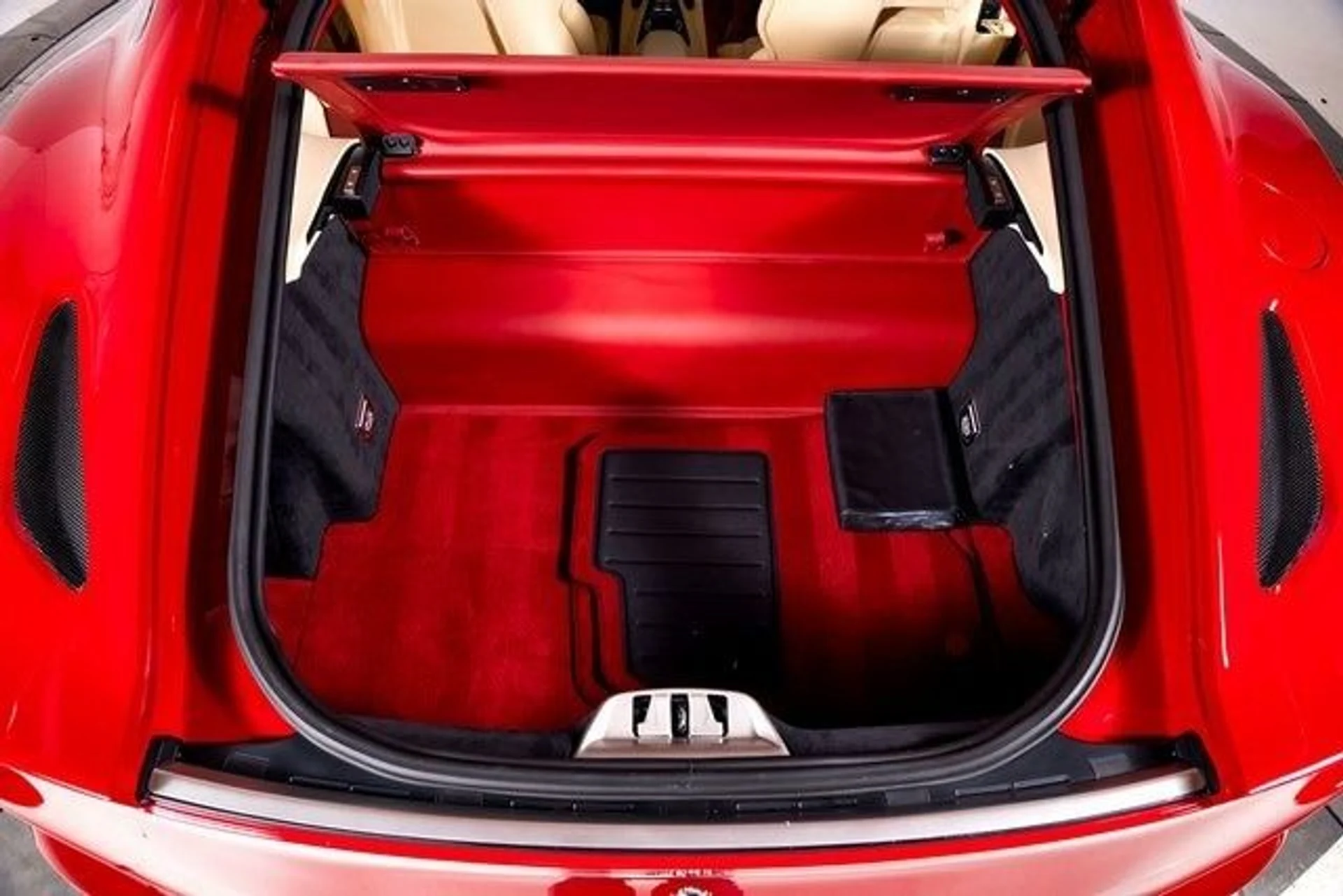 mph008_760695525_c984844a0a82f6646ce6f16746fe28b1x_085297e961