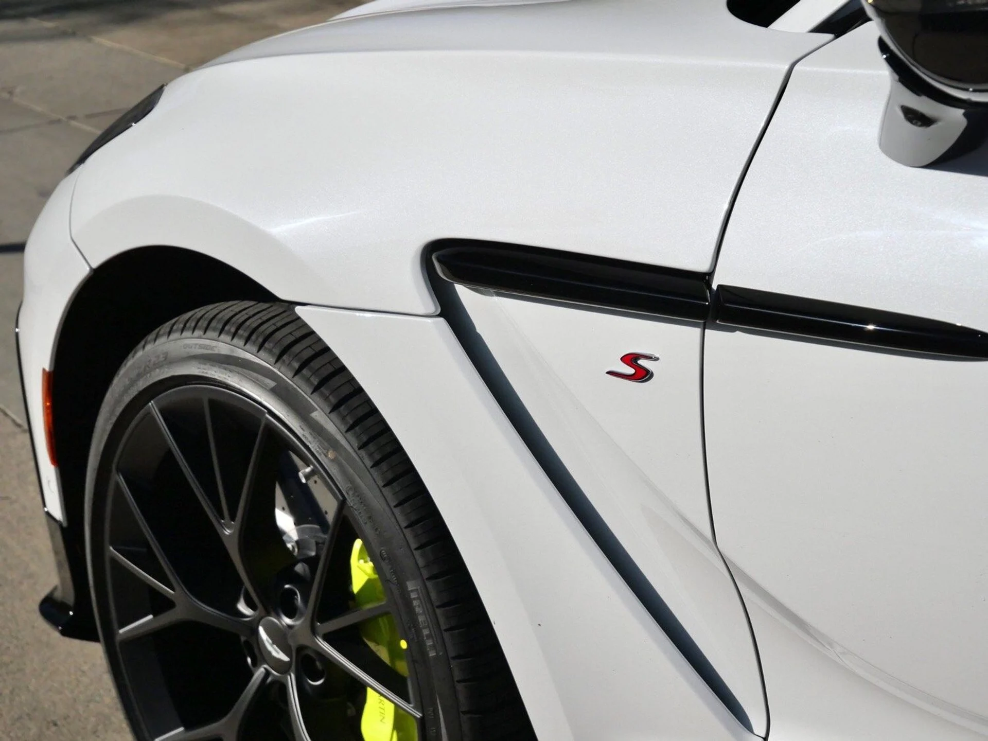 mph008_769131957_426e15cd445e3359ecb64961830112b4x_897754f888