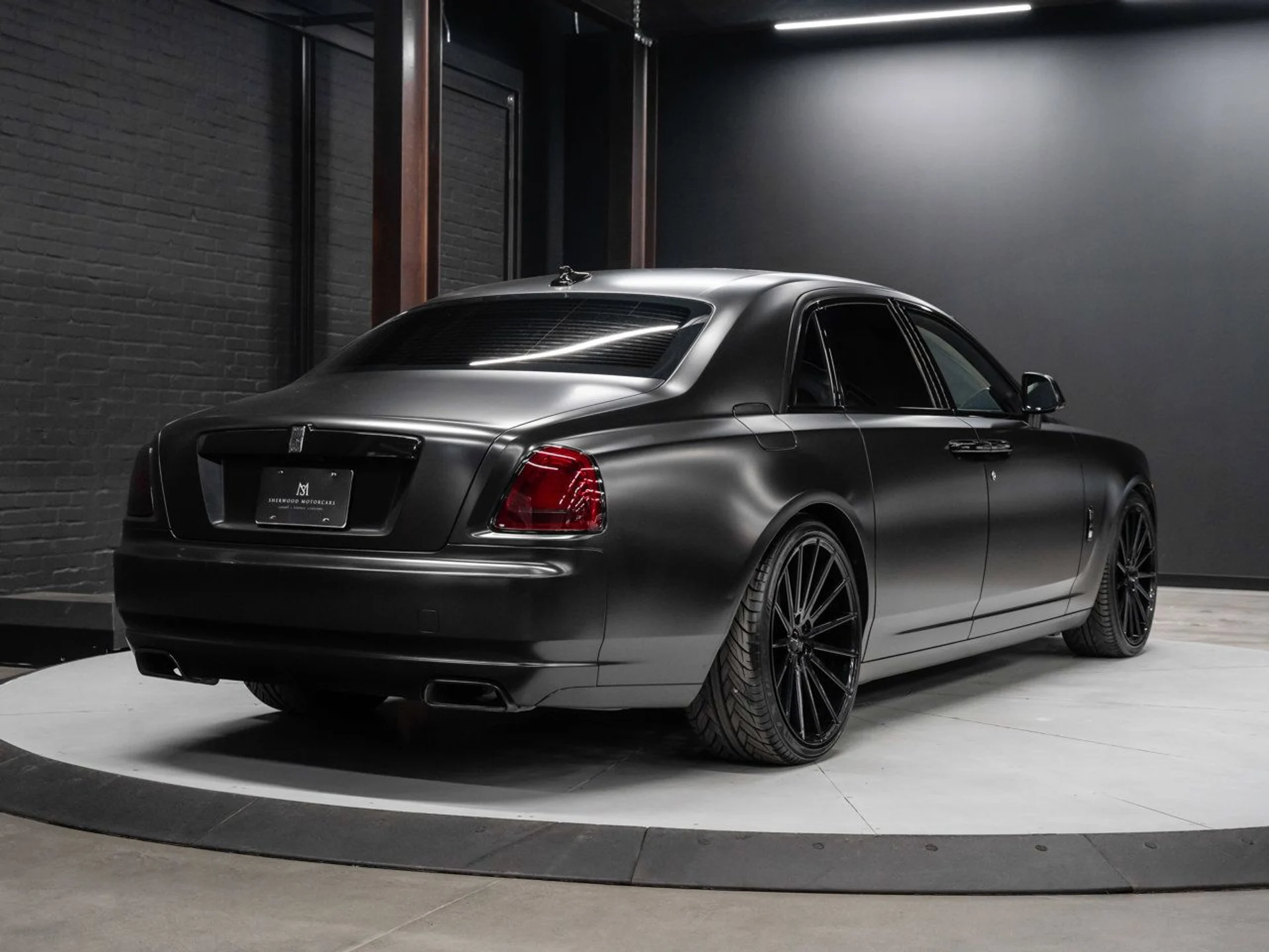 mph008_771669749_rolls_royce_ghost_2012_00066379c2