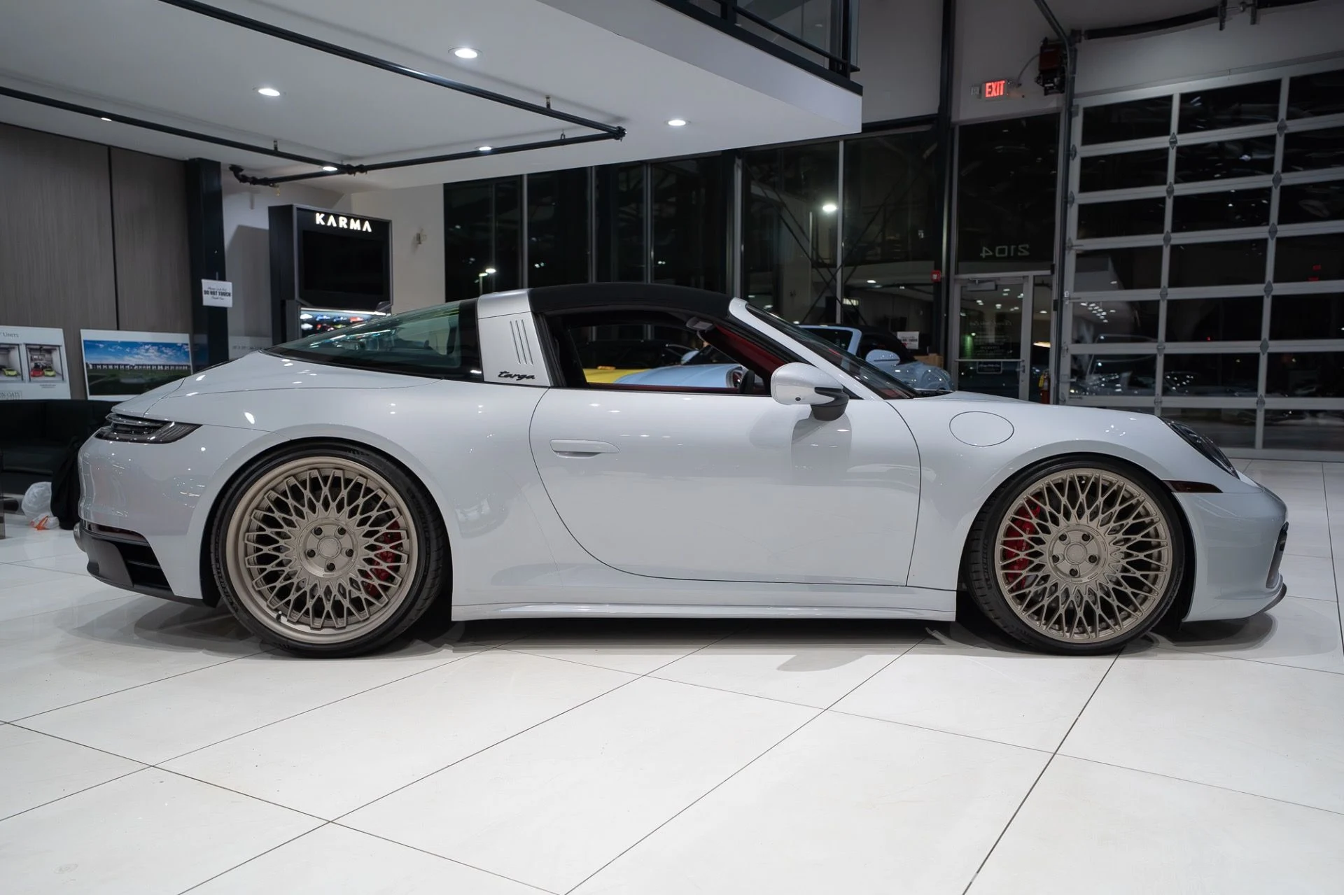 mph008_775128509_11869_p9_l_69eb508c79