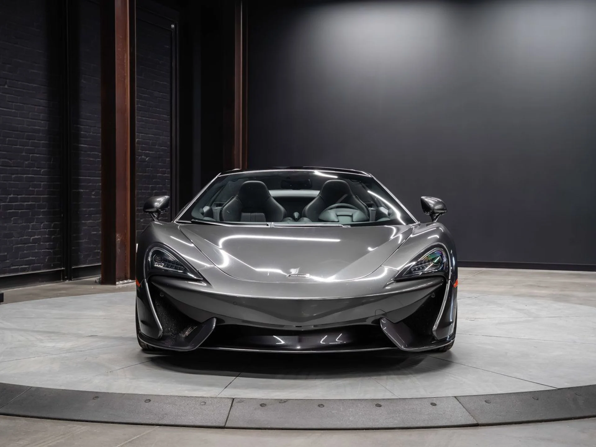 mph008_775686897_mclaren_570s_2018_0d10bf1f9a