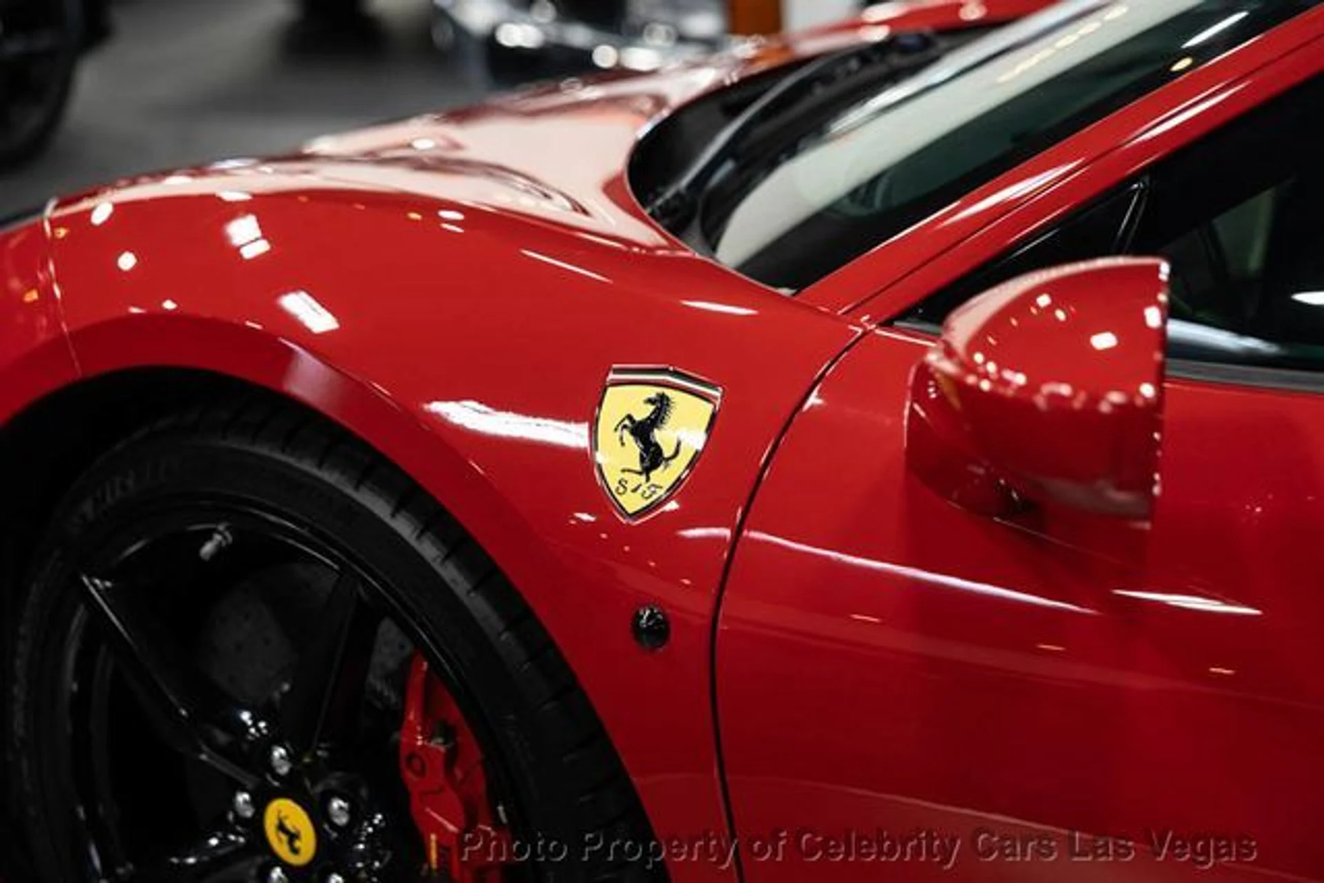 mph008_778384572_used_2018_ferrari_488_gtb_coupe_9707_23093492_13_640_ab96c0ea43
