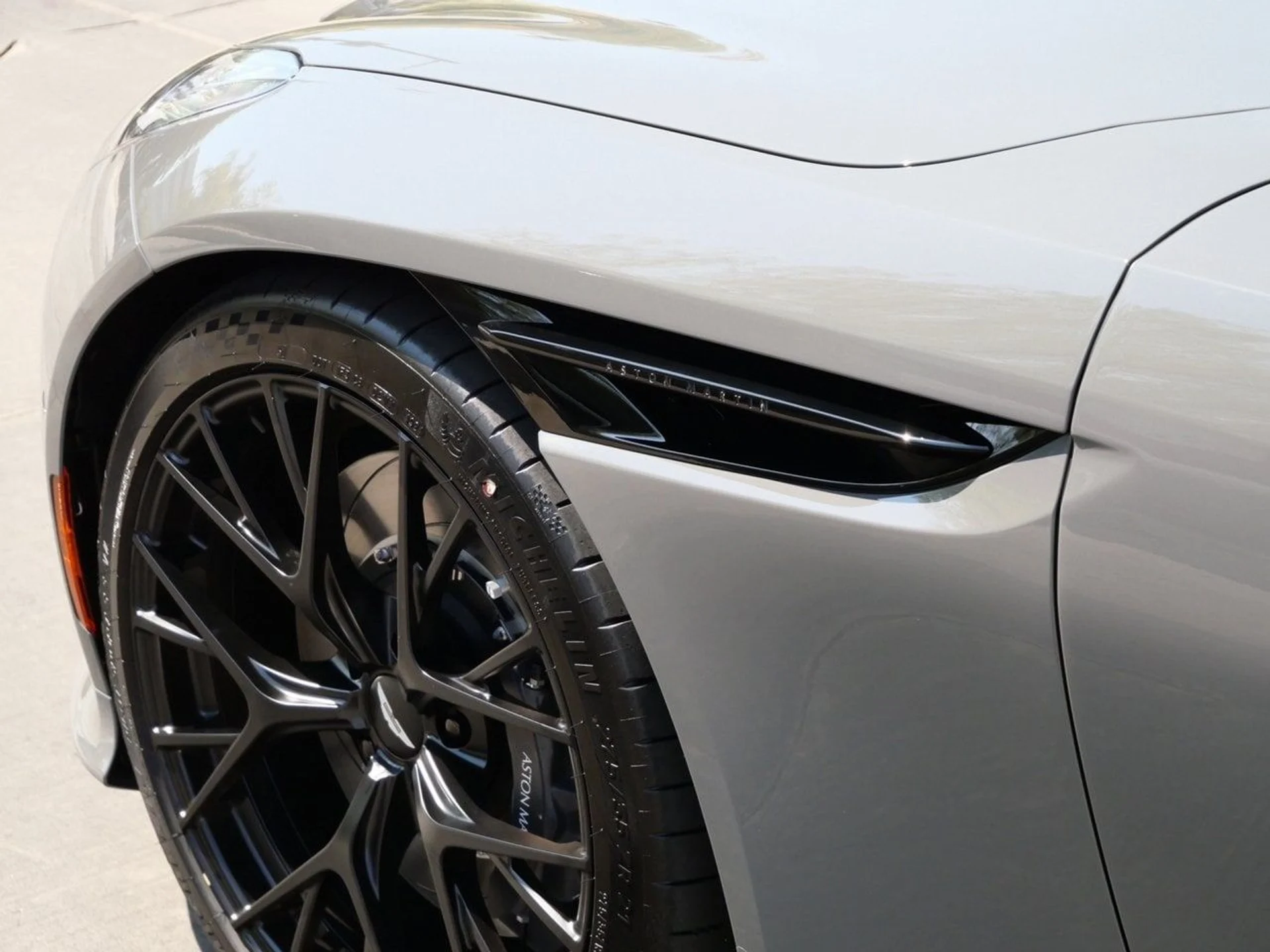 mph008_787245184_945d4dc413a96816b1c142f733356a6cx_be45d9419f