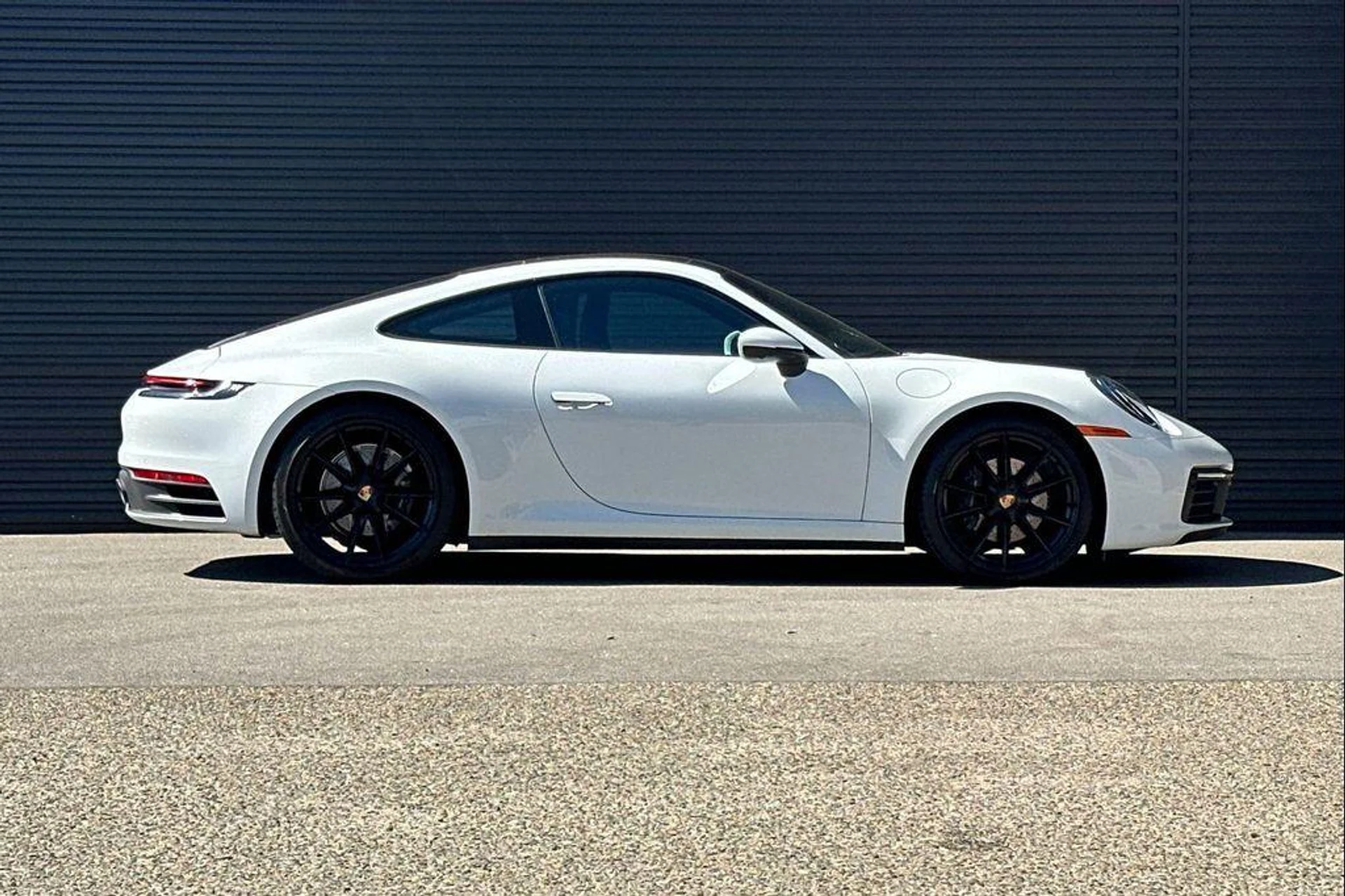 mph008_790943053_w_K86c99mz6gv_DY_5_CDZEL_7wi_Ud_E_b9d2f1e939