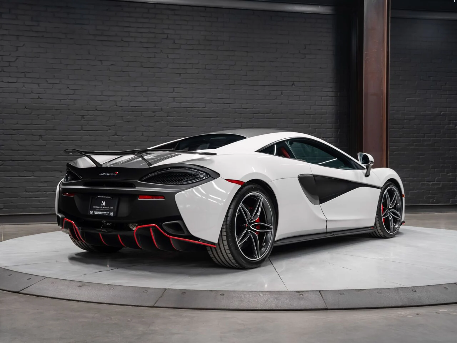 mph008_799110464_mclaren_570s_2017_b27ba0f0b3