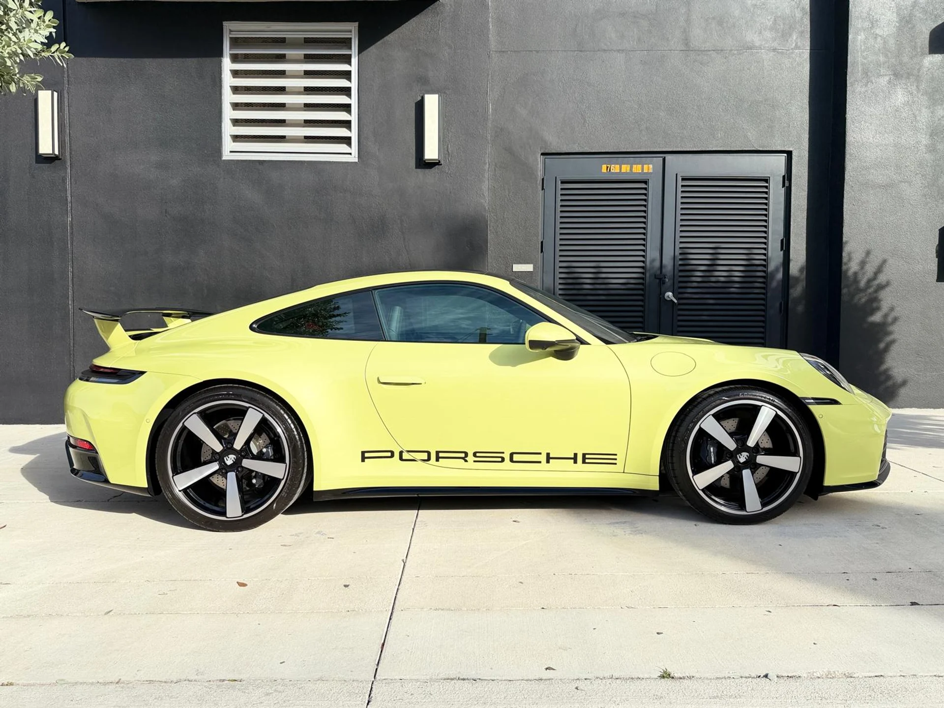 mph008_801175379_Whats_App_Image_2025_12_18_at_5_56_32_PM_45_93fb33ec2f