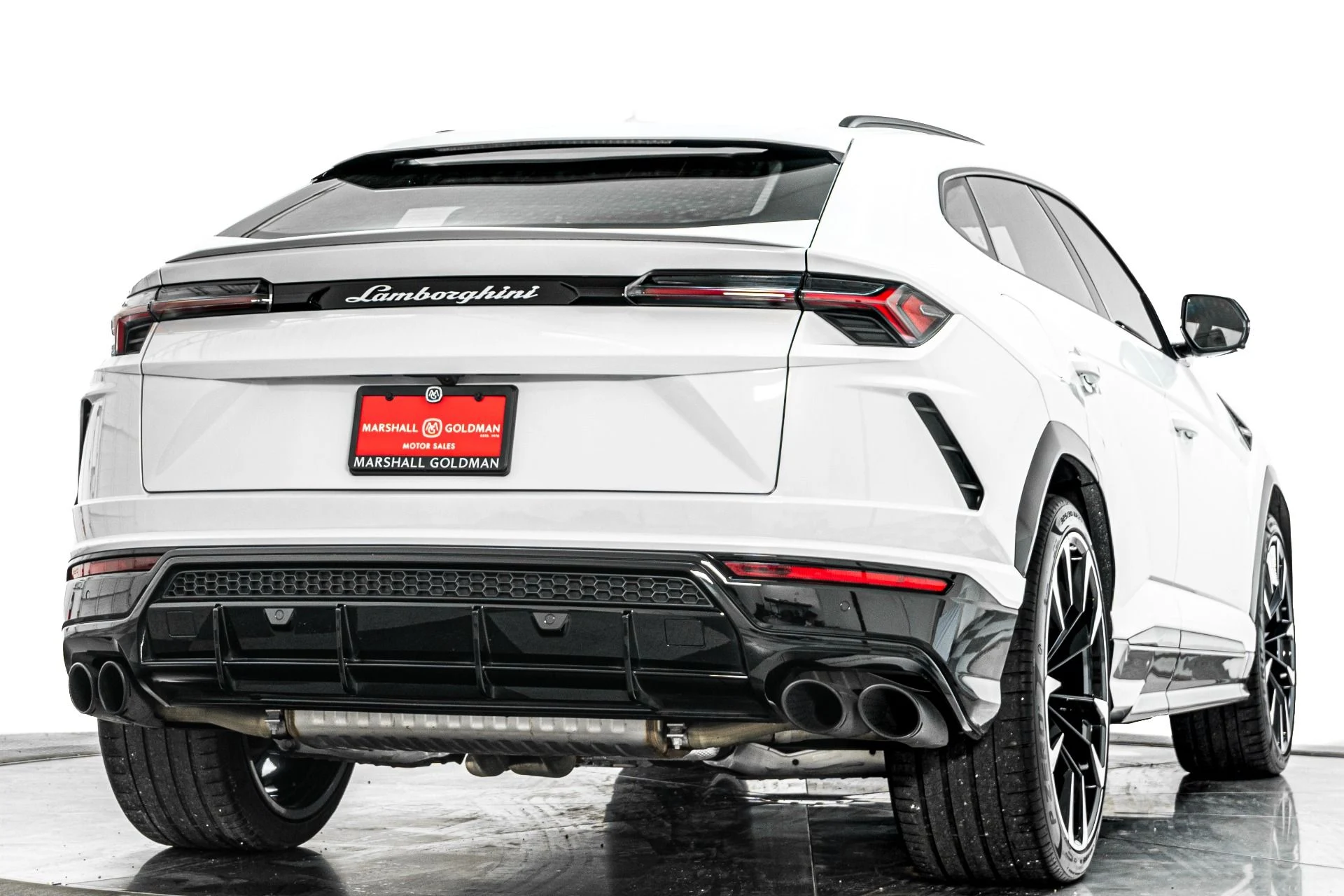 mph008_805951095_Used_2022_Lamborghini_Urus_1792605032_7552b3d751