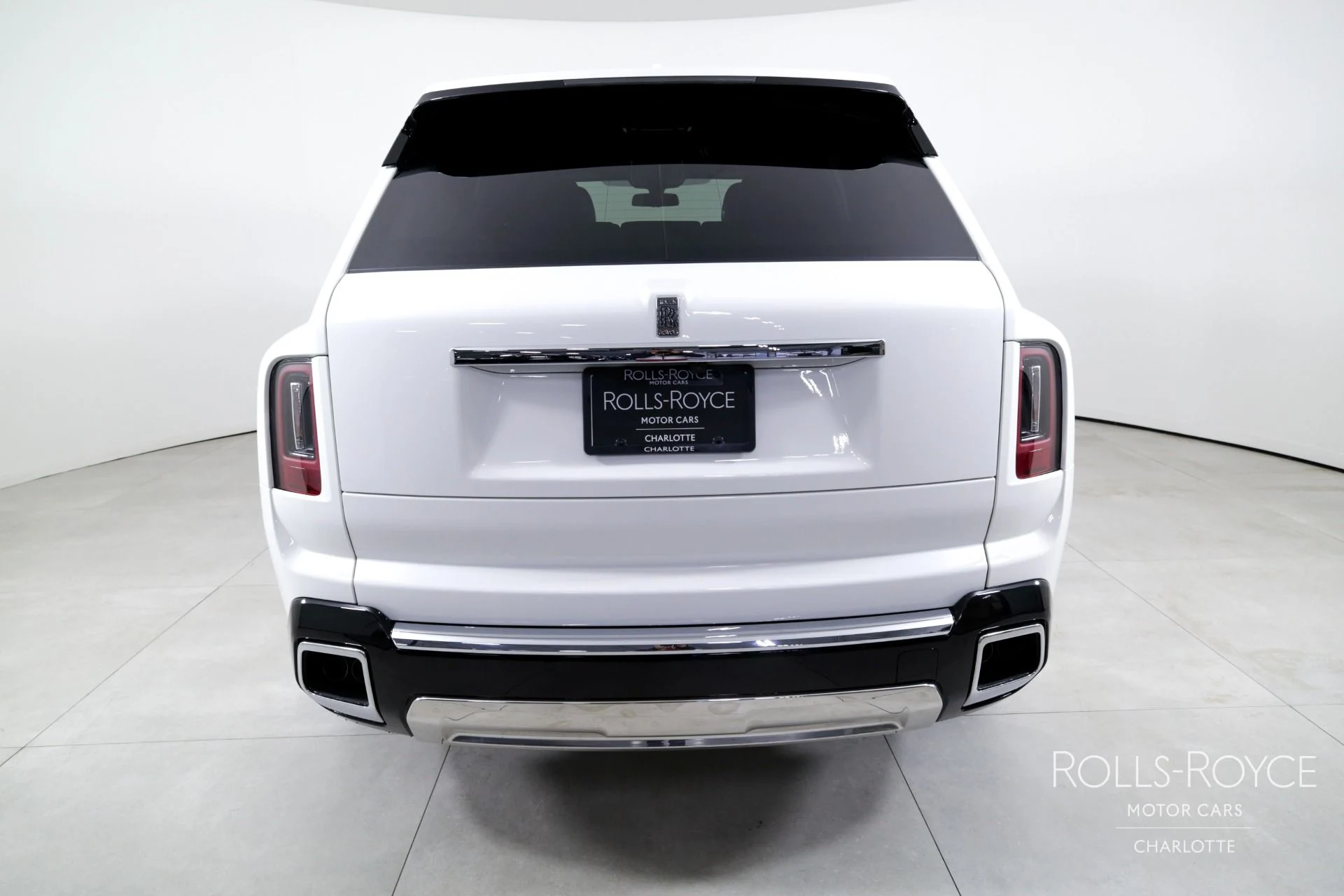 mph008_808157402_Used_2025_Rolls_Royce_Cullinan_1732210951_99d86a32d2