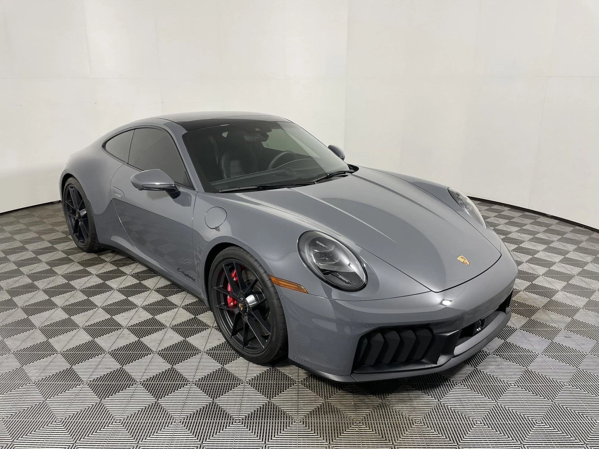 mph008_814561697_d5e4a4daec15d4263d25b527ec6a8f28x_5732ce1ba0