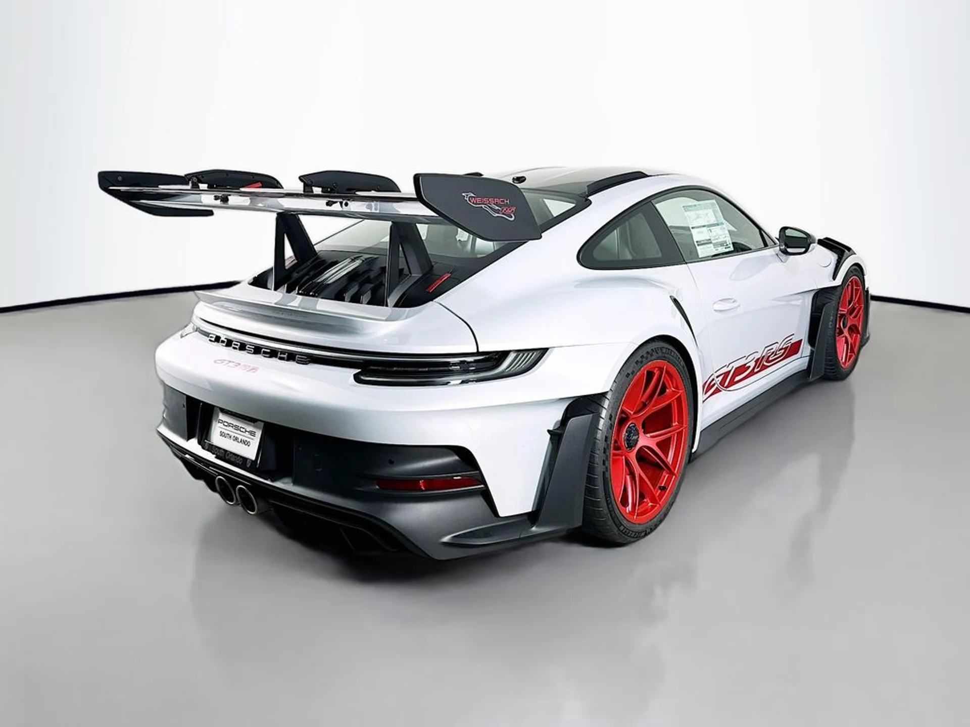 mph008_814901891_093323a7fd6cf17065f94041989845ebx_ec0f38f752