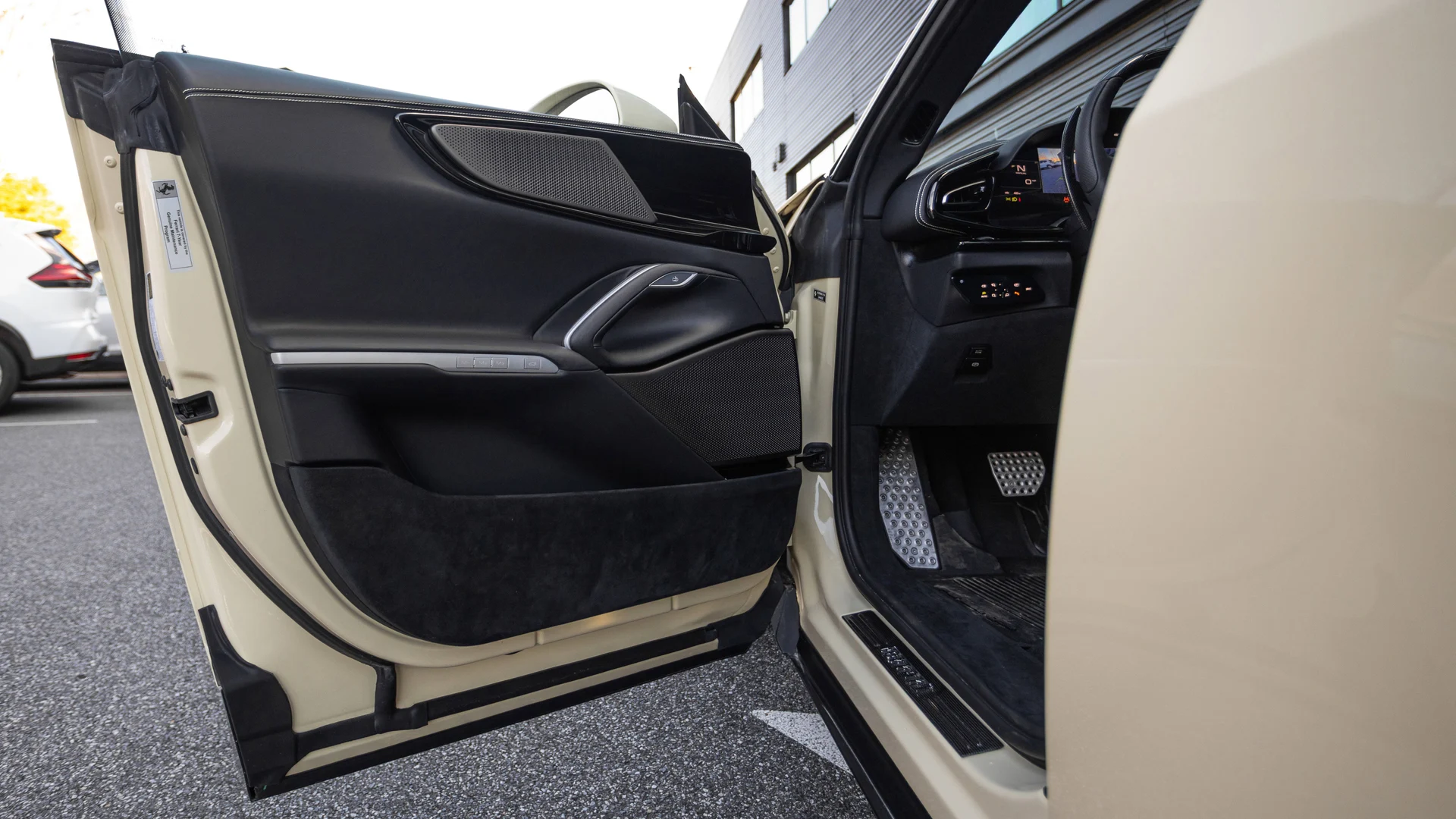 mph008_814905893_e1150fb97d274ad48d01db1e36c5eb4c_7188de4fd1