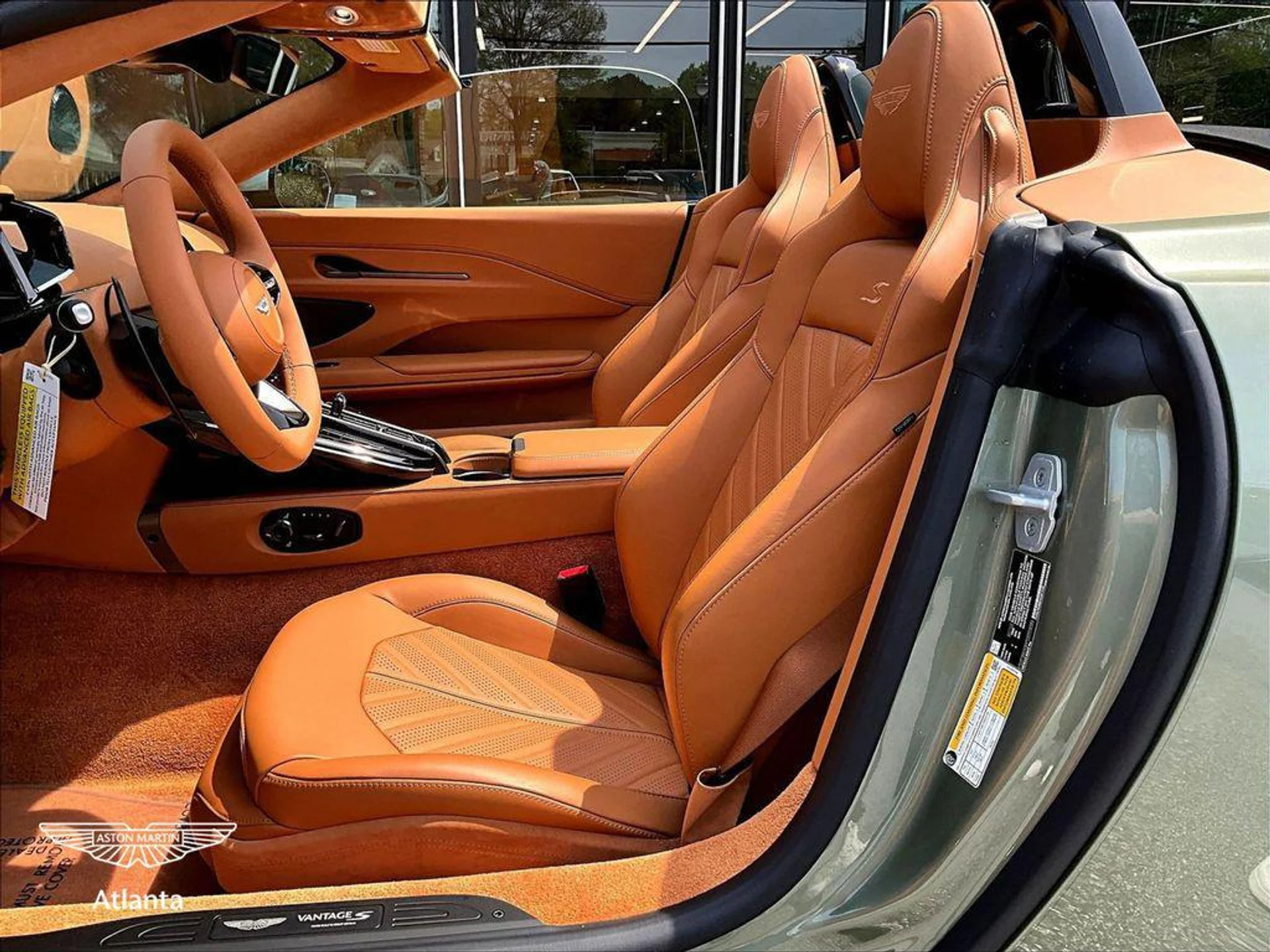 mph008_815351026_H4_Dk_Amu89lb9myib_L52wqfyp6s_Q_88747632e9