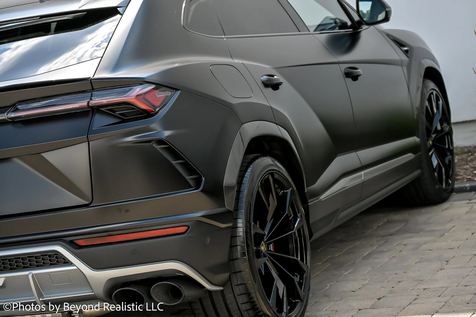 mph008_821701893_Used_2022_Lamborghini_Urus_1753948904_adafde081a