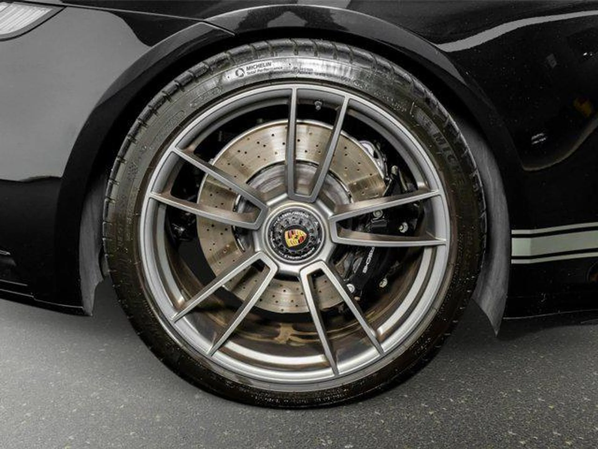 mph008_823817392_mg1xf1bbn_VI_9_Mi3v_Rn1hhlw_Wkr_E_0e670504bd