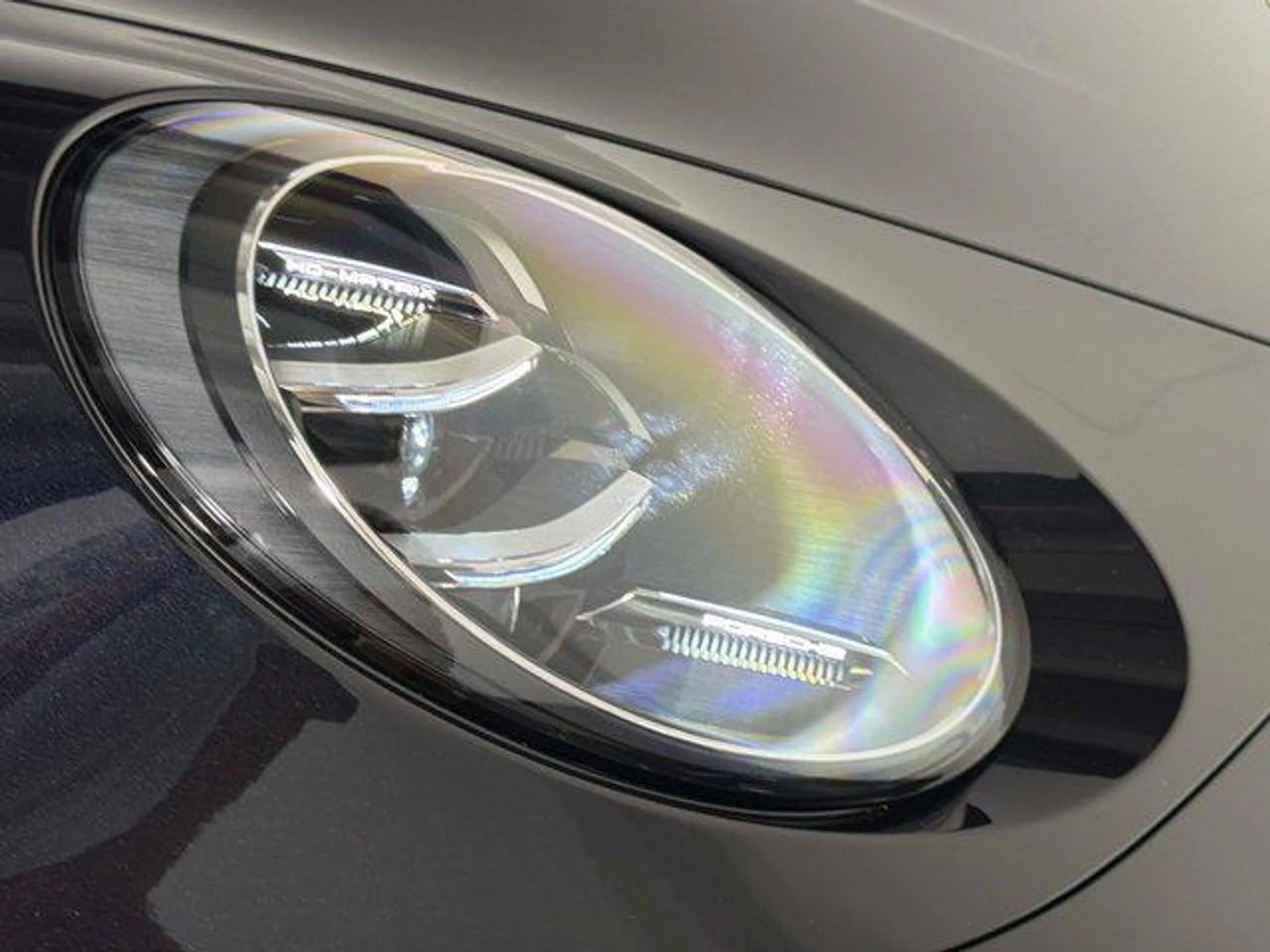 mph008_826912631_G_Fqg_CT_Skcfa3k_P1_n5c_N0j_Yf_O0_E_face651969